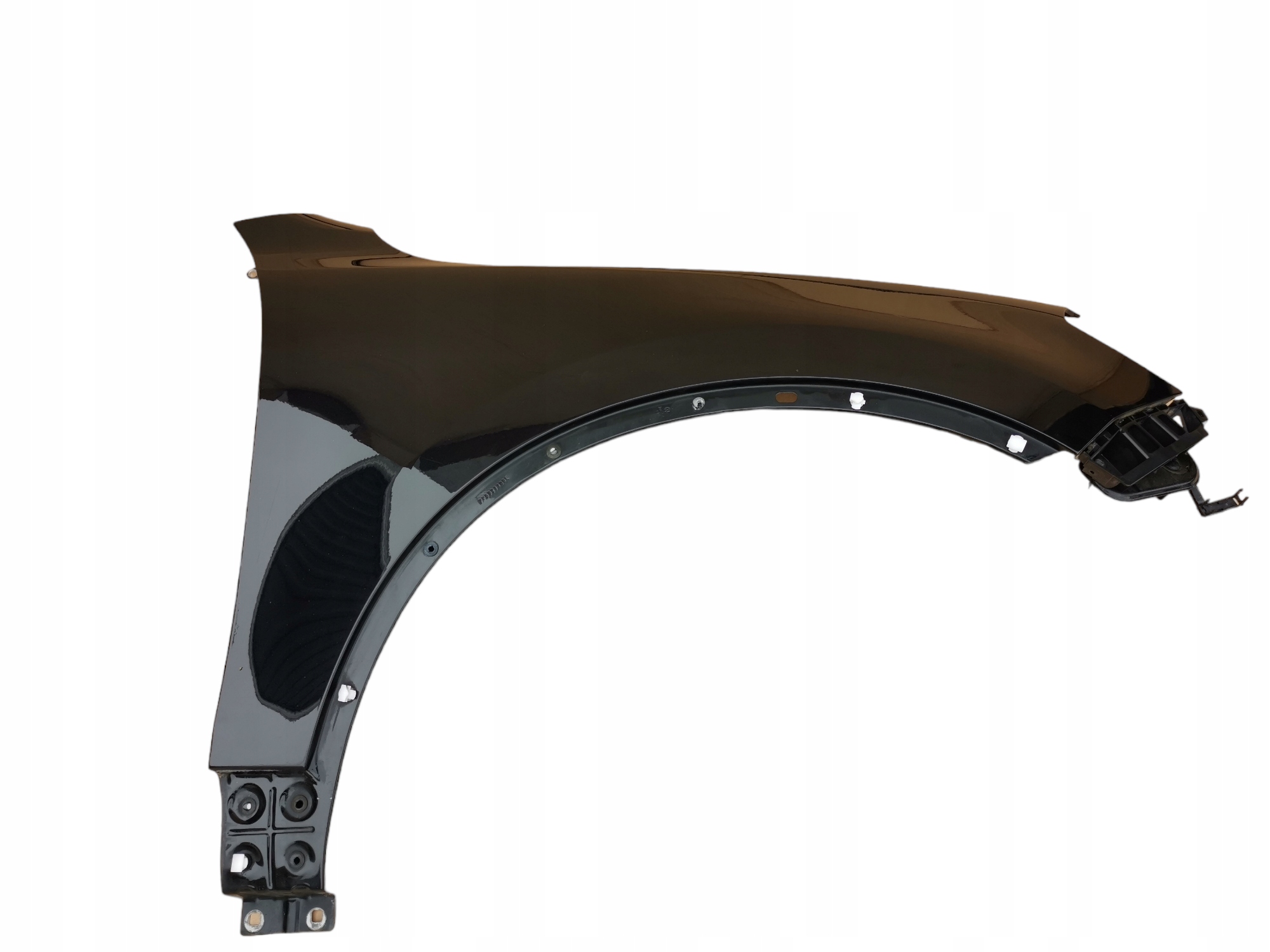 GD TOUAREGp РЕСТАЙЛІНГ Lc9x КРИЛО PRAWYp6821106e