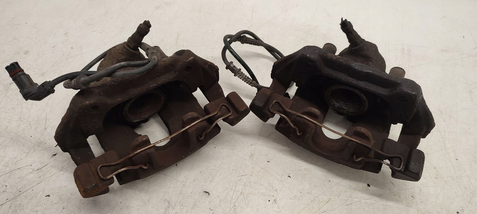 caliper front front right left Mercedes W208 2,0 compressor;