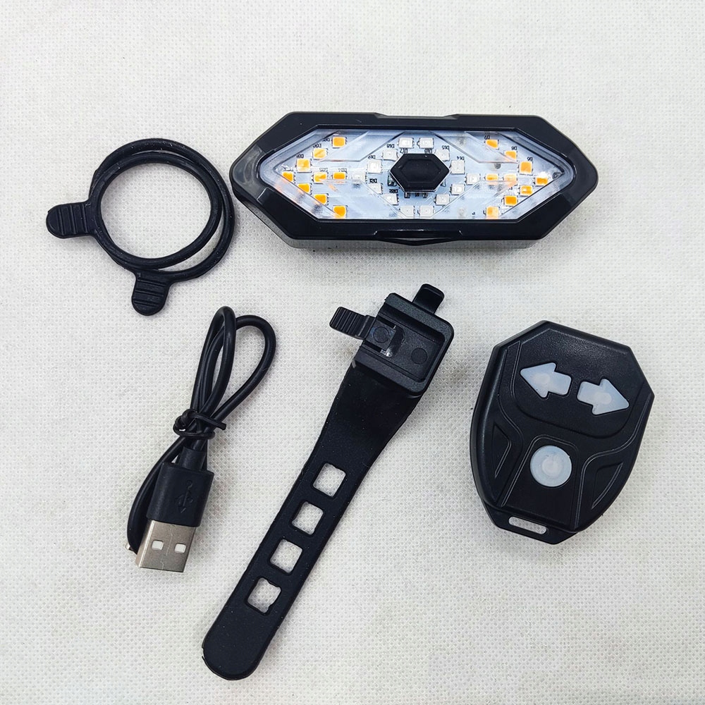 KIERUNKOWSKAZY ROWEROWE SYGNALIZACJA TYŁ LED Kolor dominujący czarny