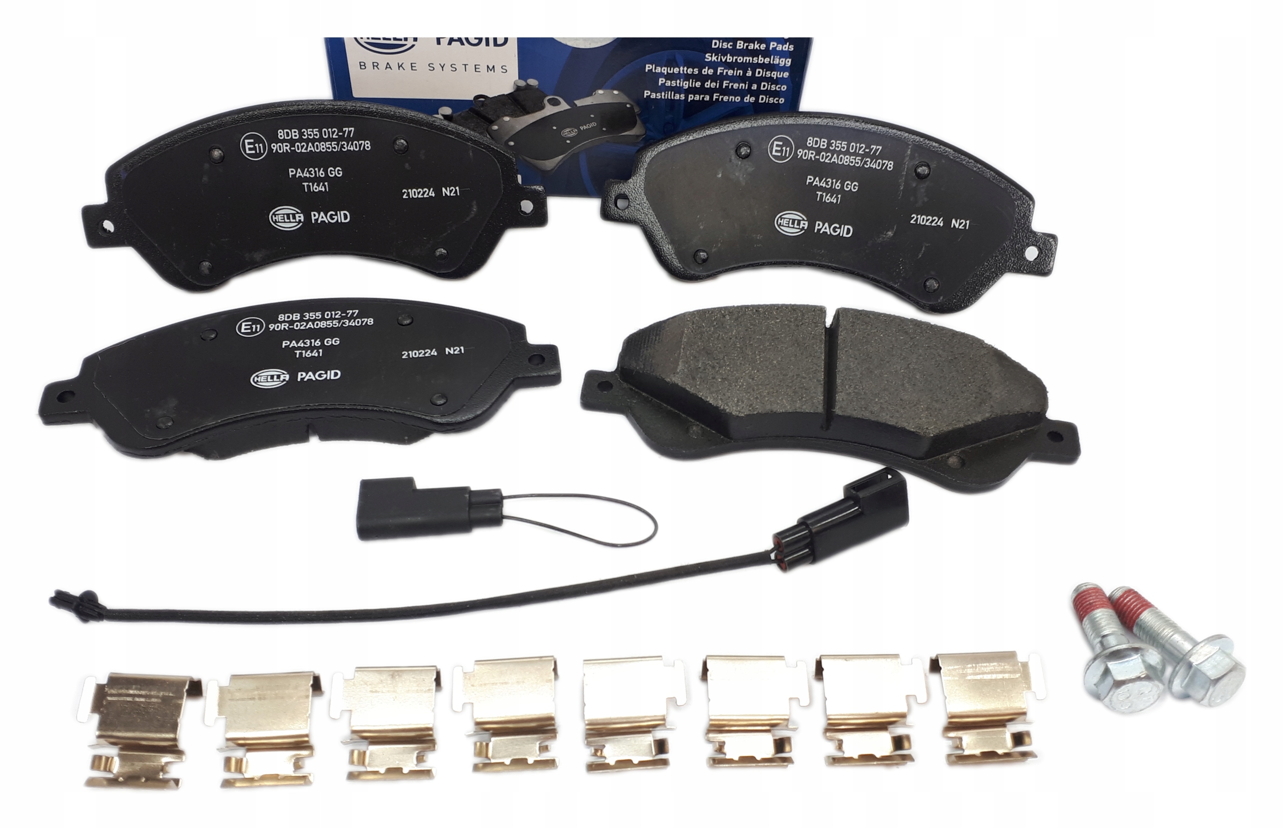 8DB 355 - Передні гальмівні колодки для FORD TRANSIT 2.2 TDCi