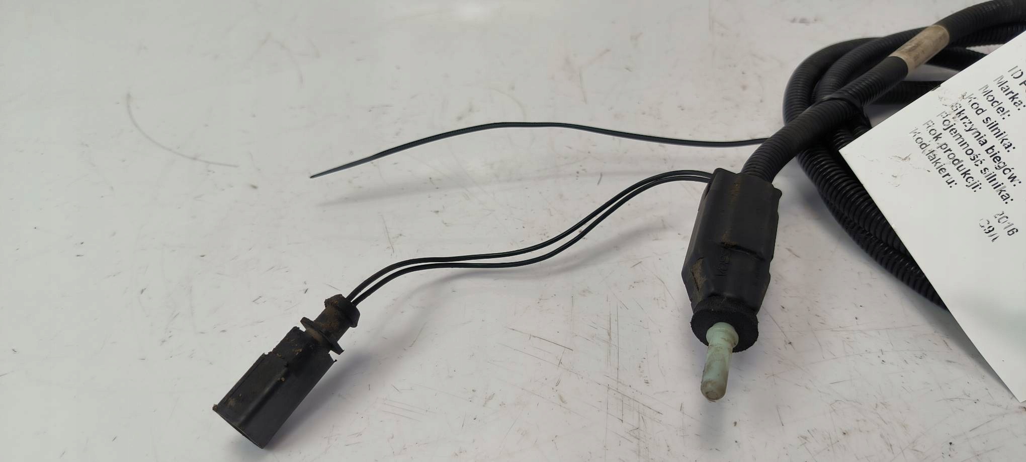 prijenos ADBLUE 3Q0131984J VOLKSWAGEN PASSAT B8 R-LINE