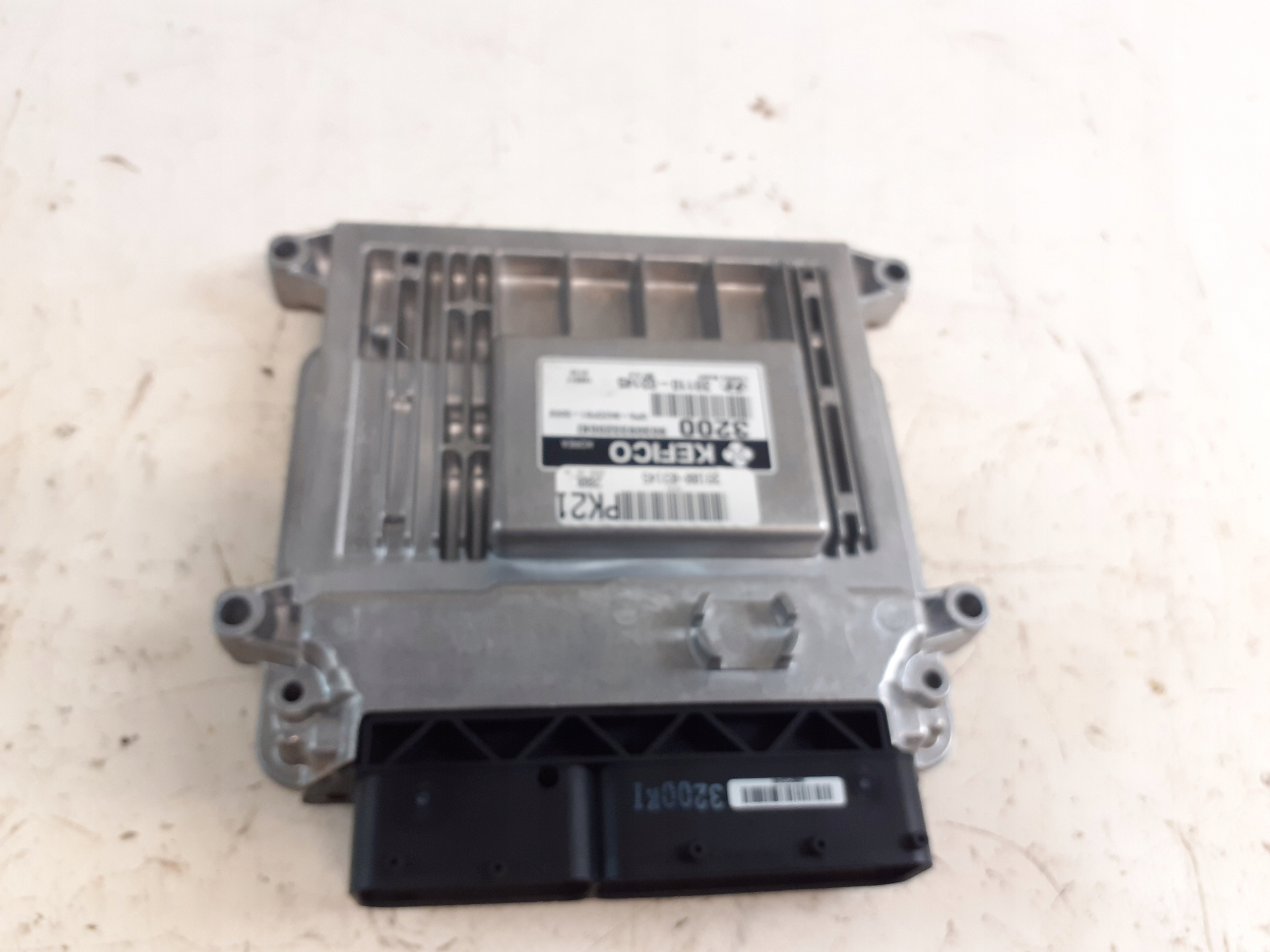 HYUNDAI I10 computer ECU 39100-03145 9030933200KI