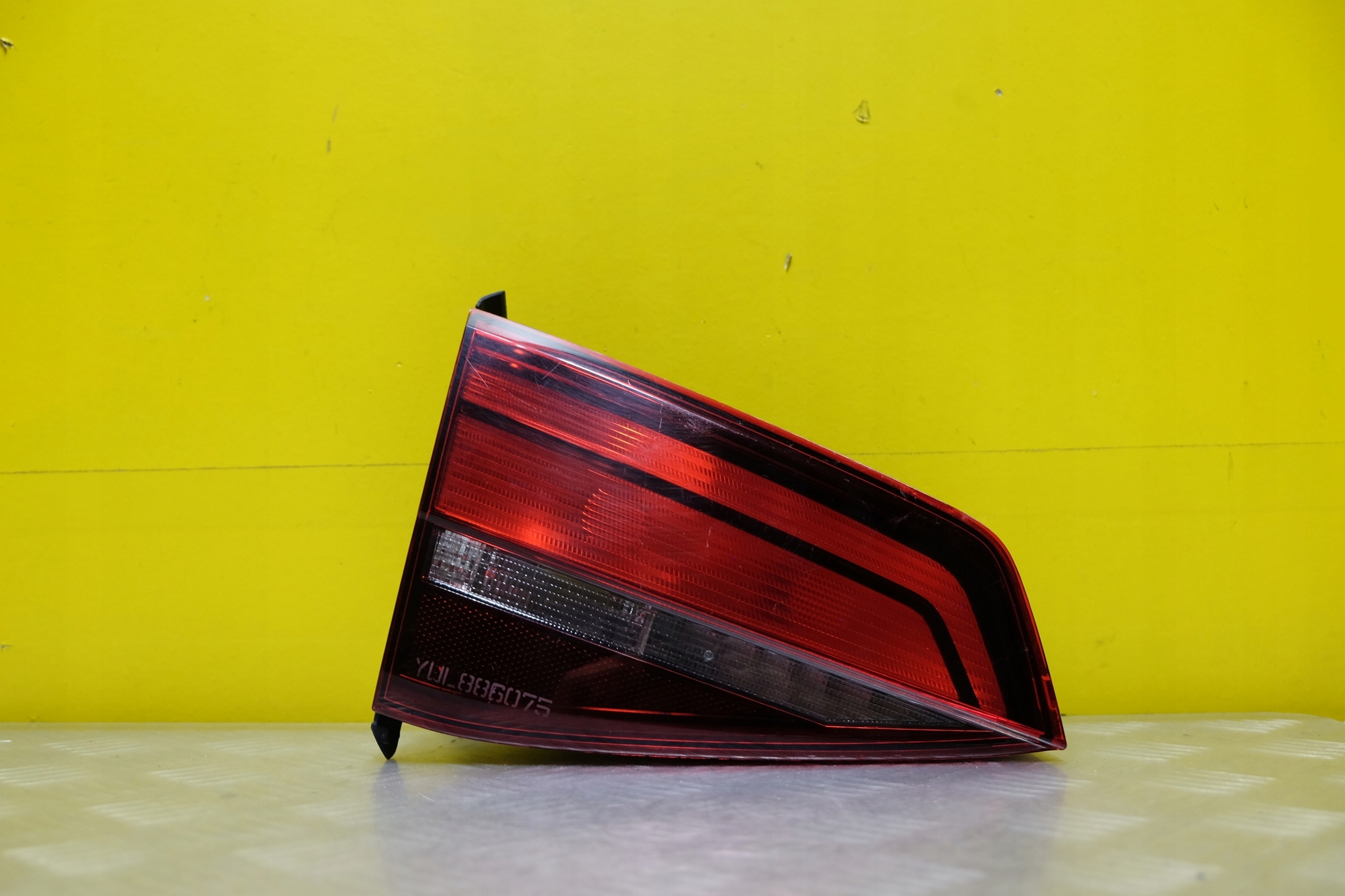 5c6945093 ОРИГІНАЛ ФАРА ЛІВИЙ ЗАД. VW JETTA 2011-2014r U.K 