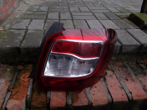 DACIA SANDERO II 2 2012-2016 PRAWA TYLNA LAMPA ORYGINAŁ 26550065R