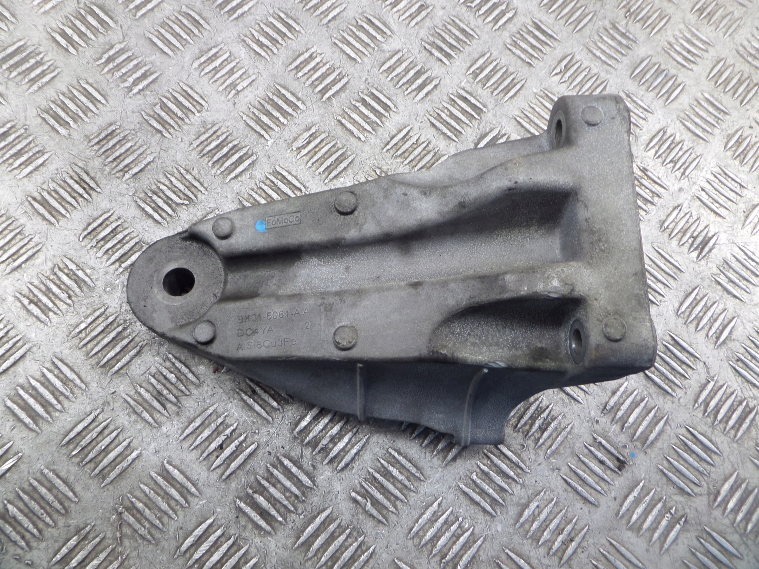 Ford Transit Mk7 2.2 TDCi engine mount BK316061AA