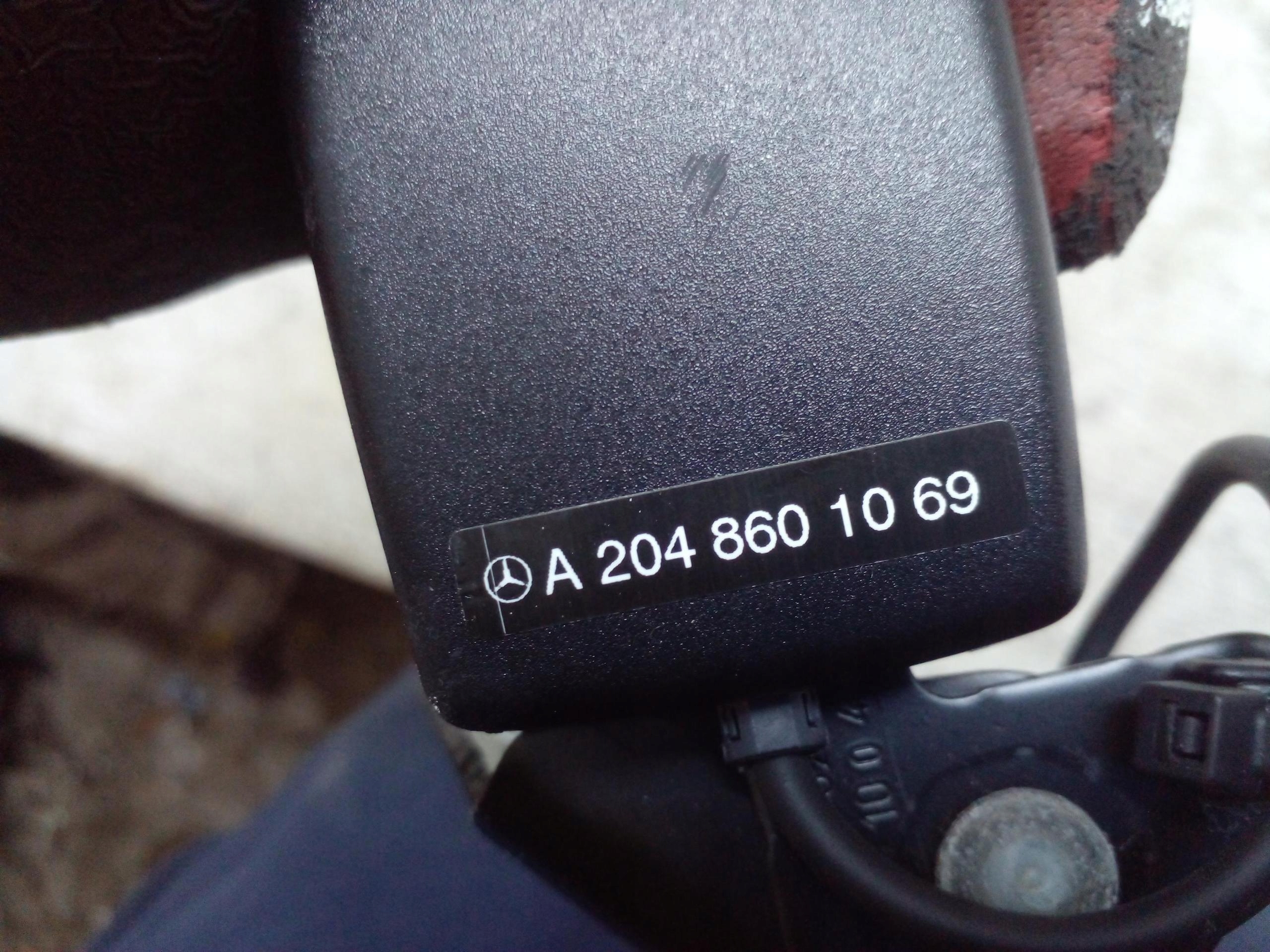 KLAMRA SPINKA stěny záď MERCEDES E-KLASA W207