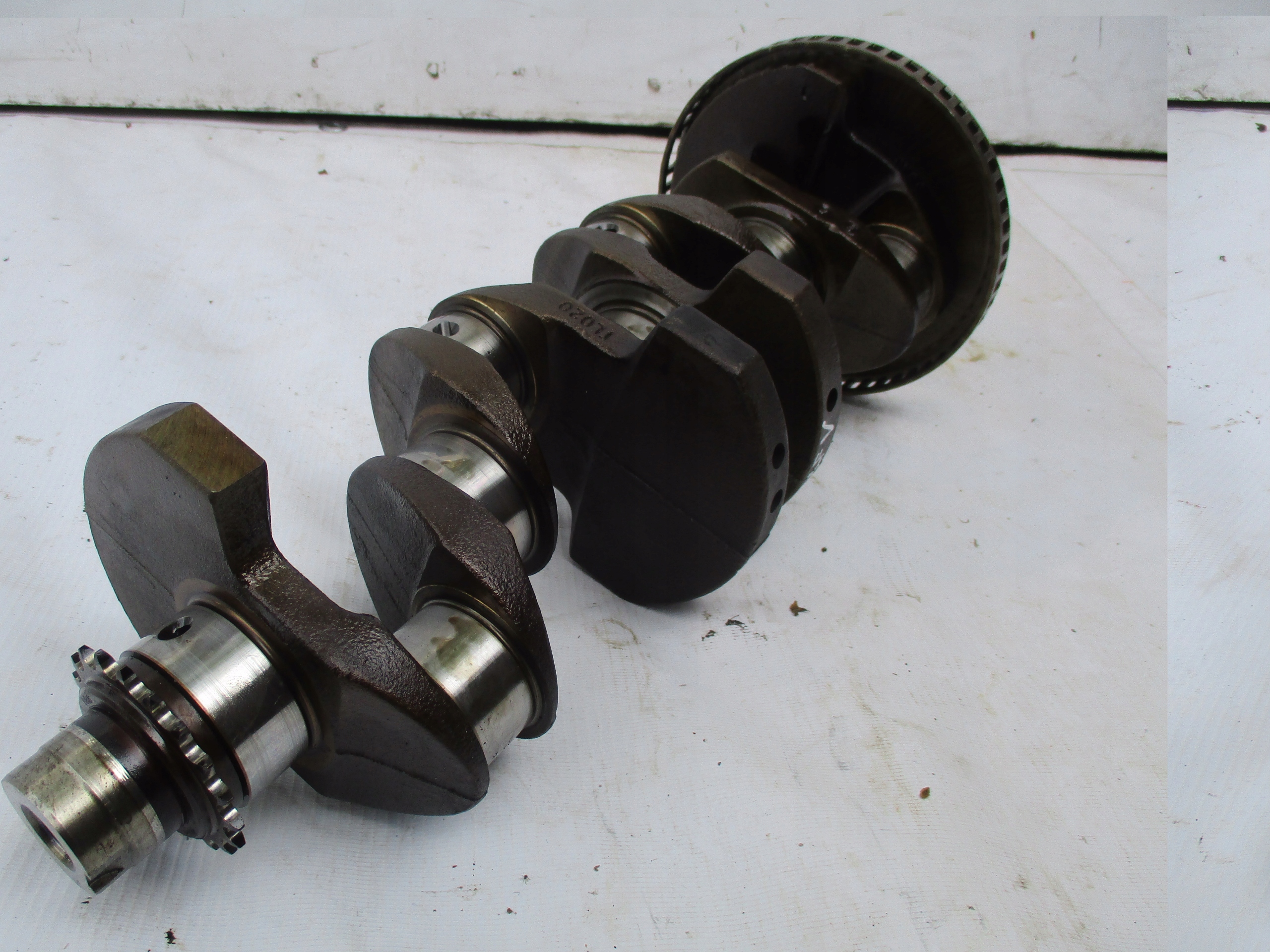 crank VW Golf V A3 1,6 MPI BSE 050105189B