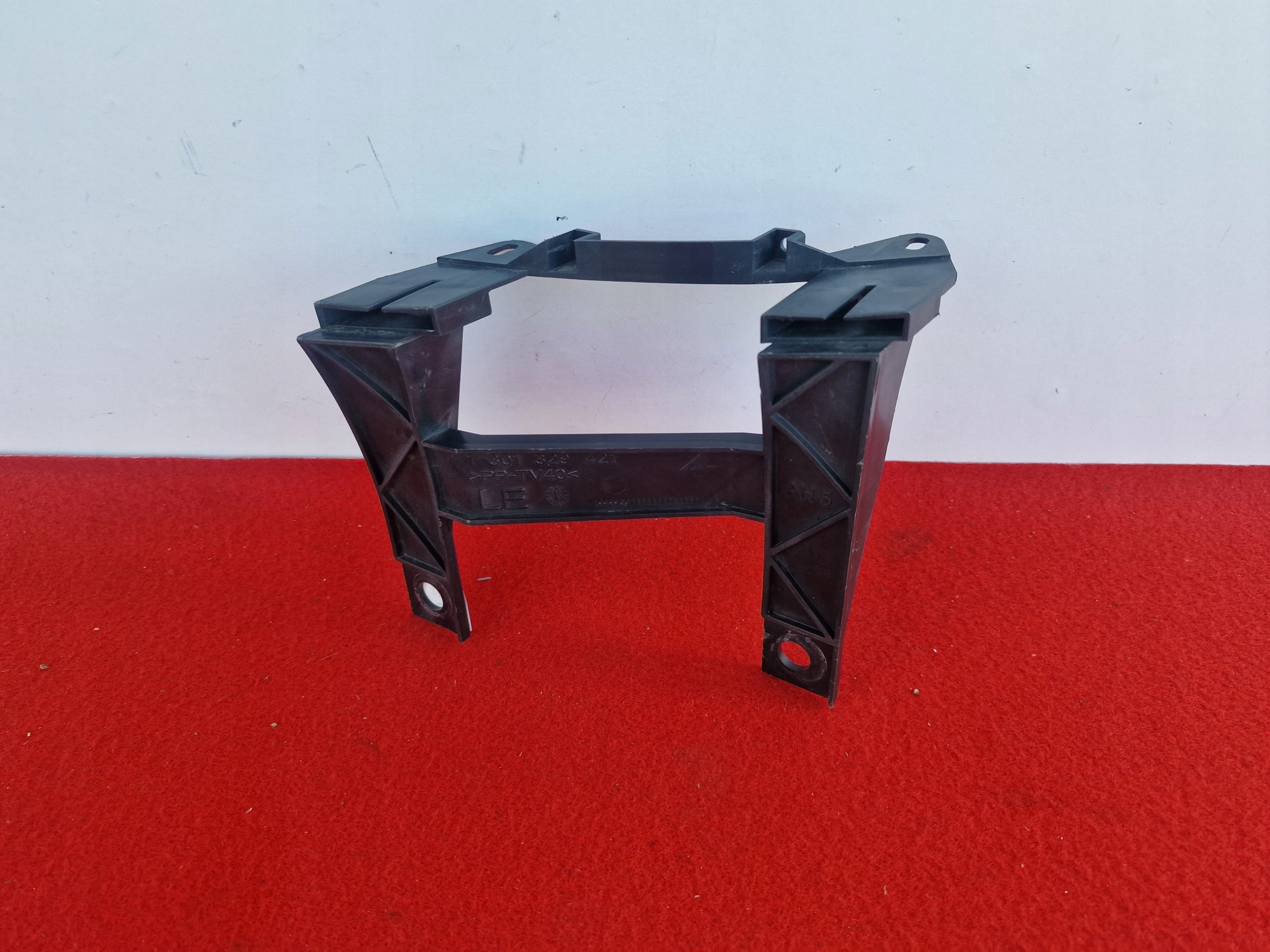 VW TRANSPORTER T5 GAUCHE SUPPORT PHARE AVANT AVANT SUPPORT PLAQUE 1301329421 KA9/056