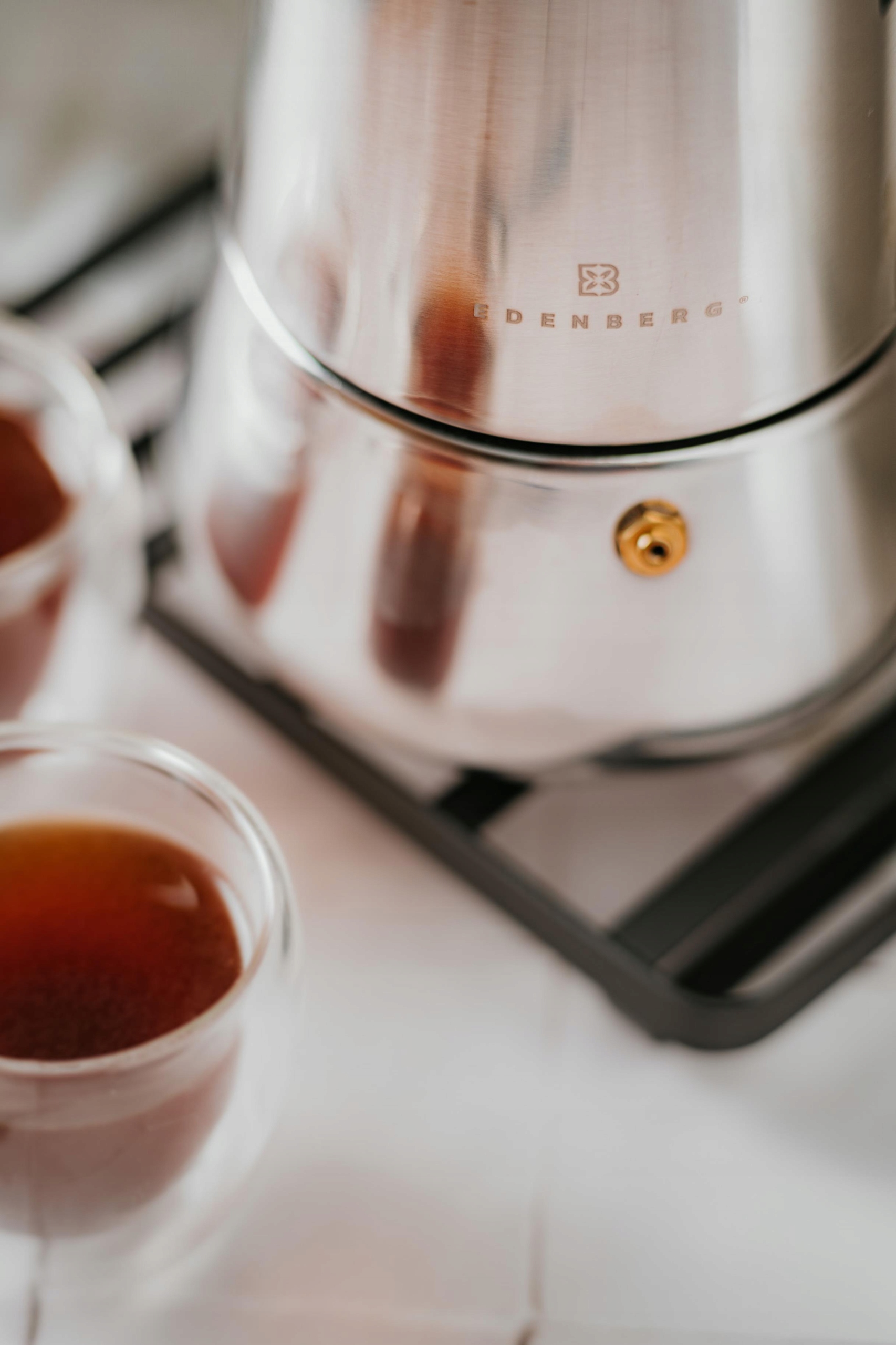 KAFETERKA STALOWA 9 FILIŻANEK EDENBERG 450ml Pojemność (w filiżankach) 9