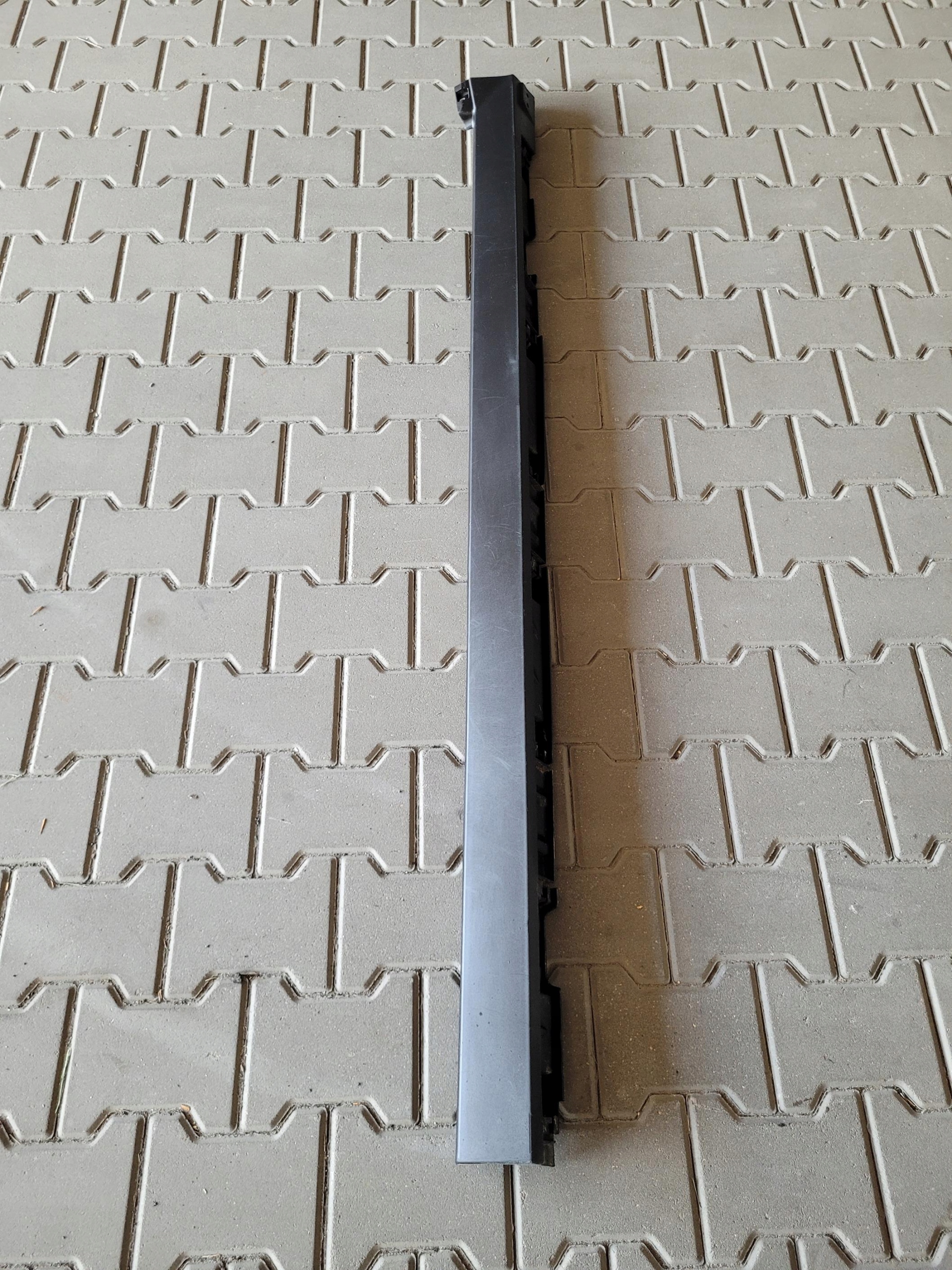 moulding cap threshold left HK83-101D57-BF JAGUAR F-PACE X761