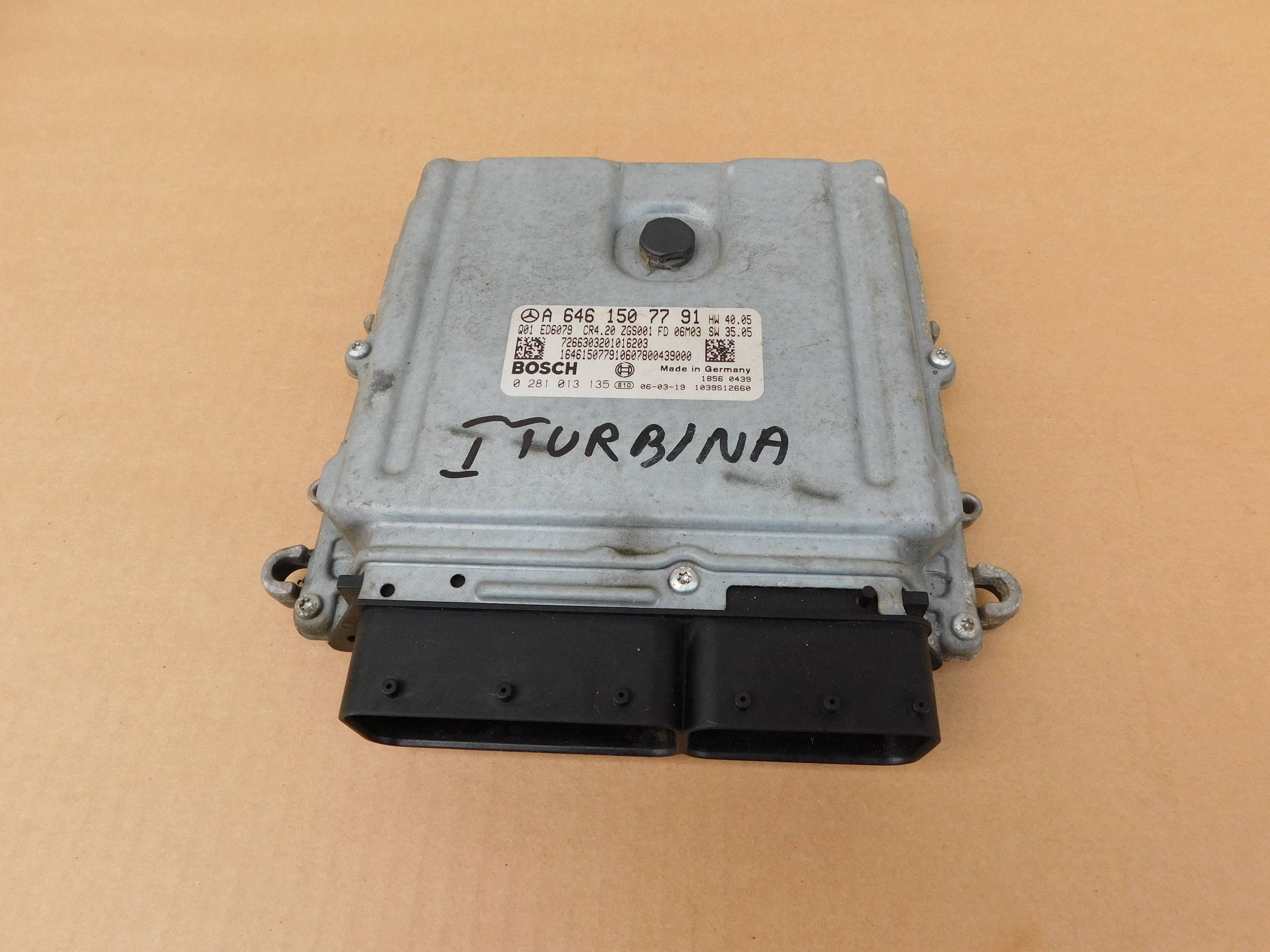 computer control unit of the engine Mercedes Sprinter 906 2.2 CDI A6461507791 real f