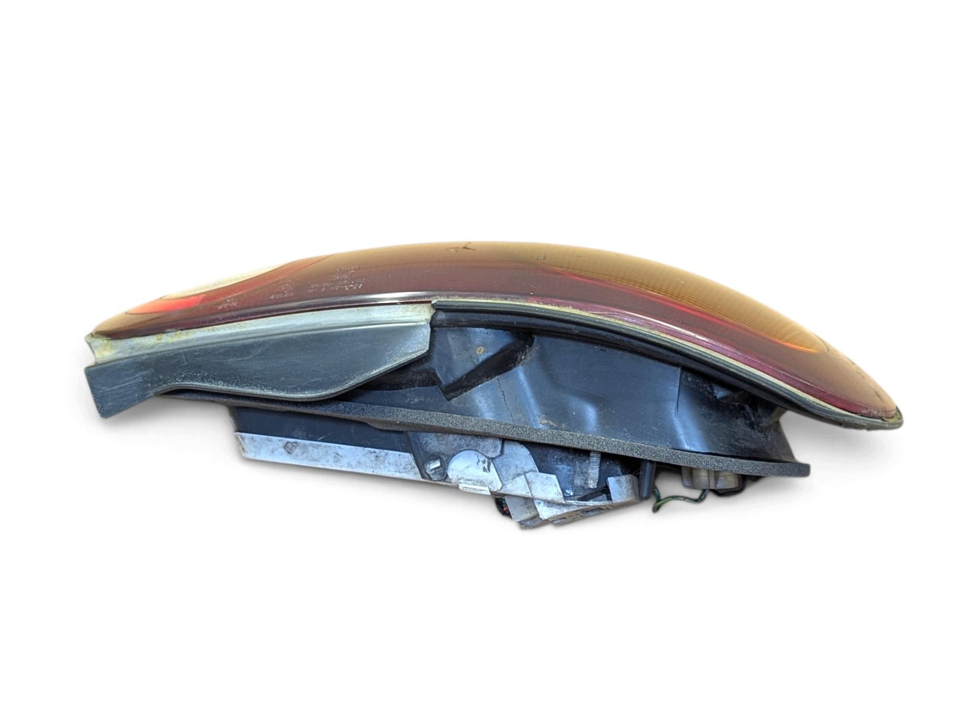 light rear left side Mazda MX-5 for 1997 8BN3-51-160