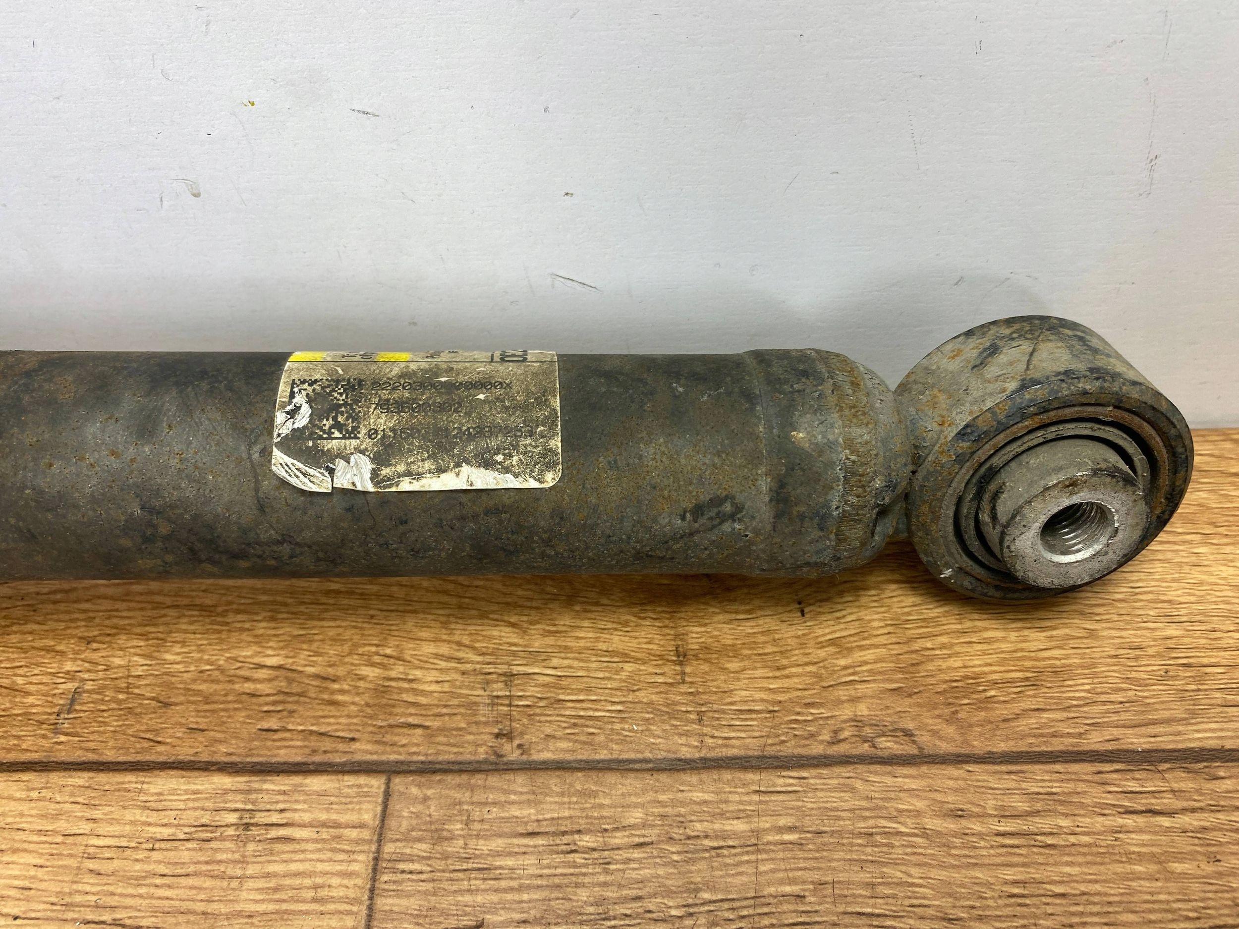 shock absorber rear Cadillac CTS III 2014+