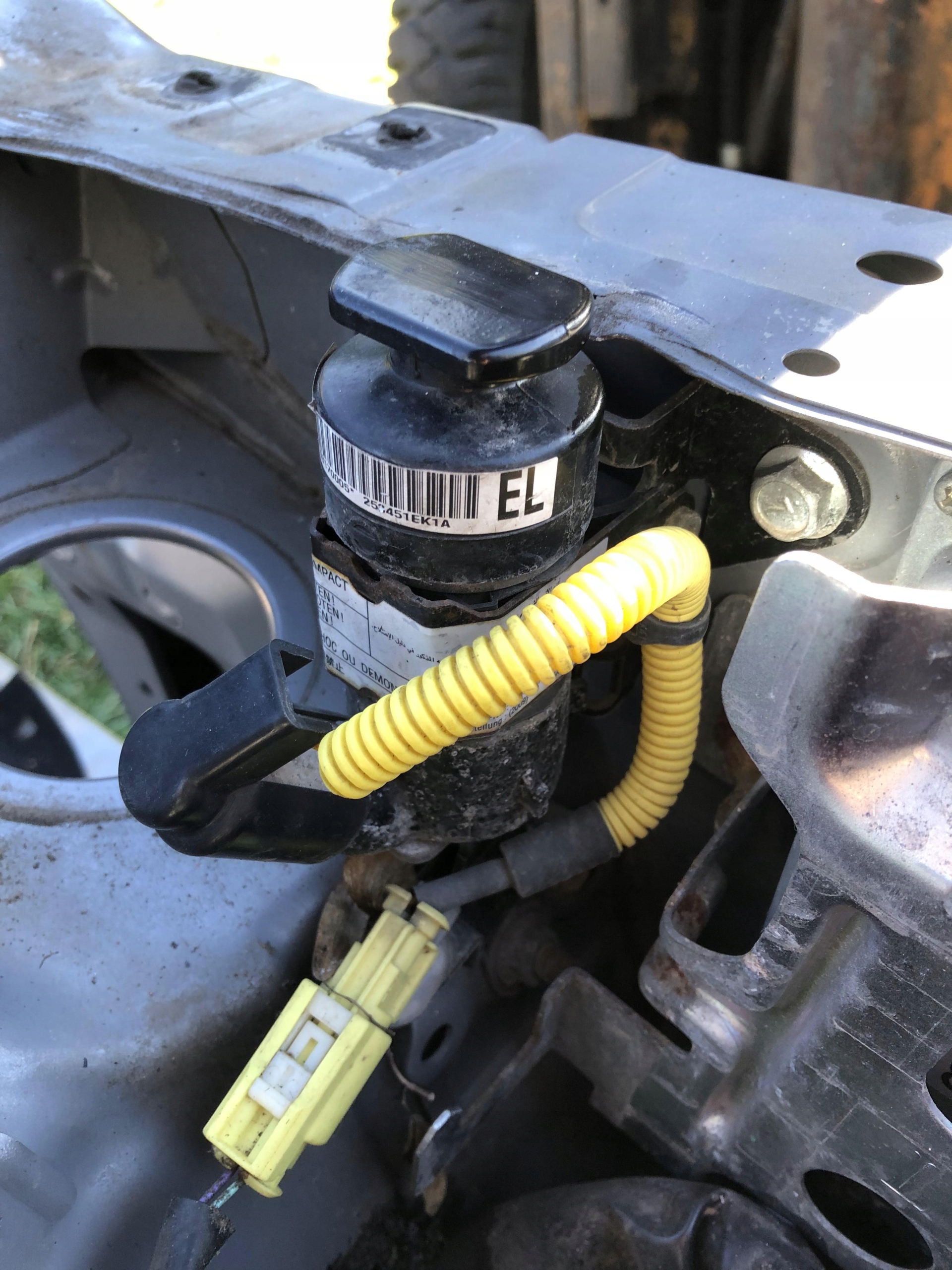 NISSAN 370Z NABÓJ AIRBAG MASKI LEWY PRAWY ORYGINAŁ