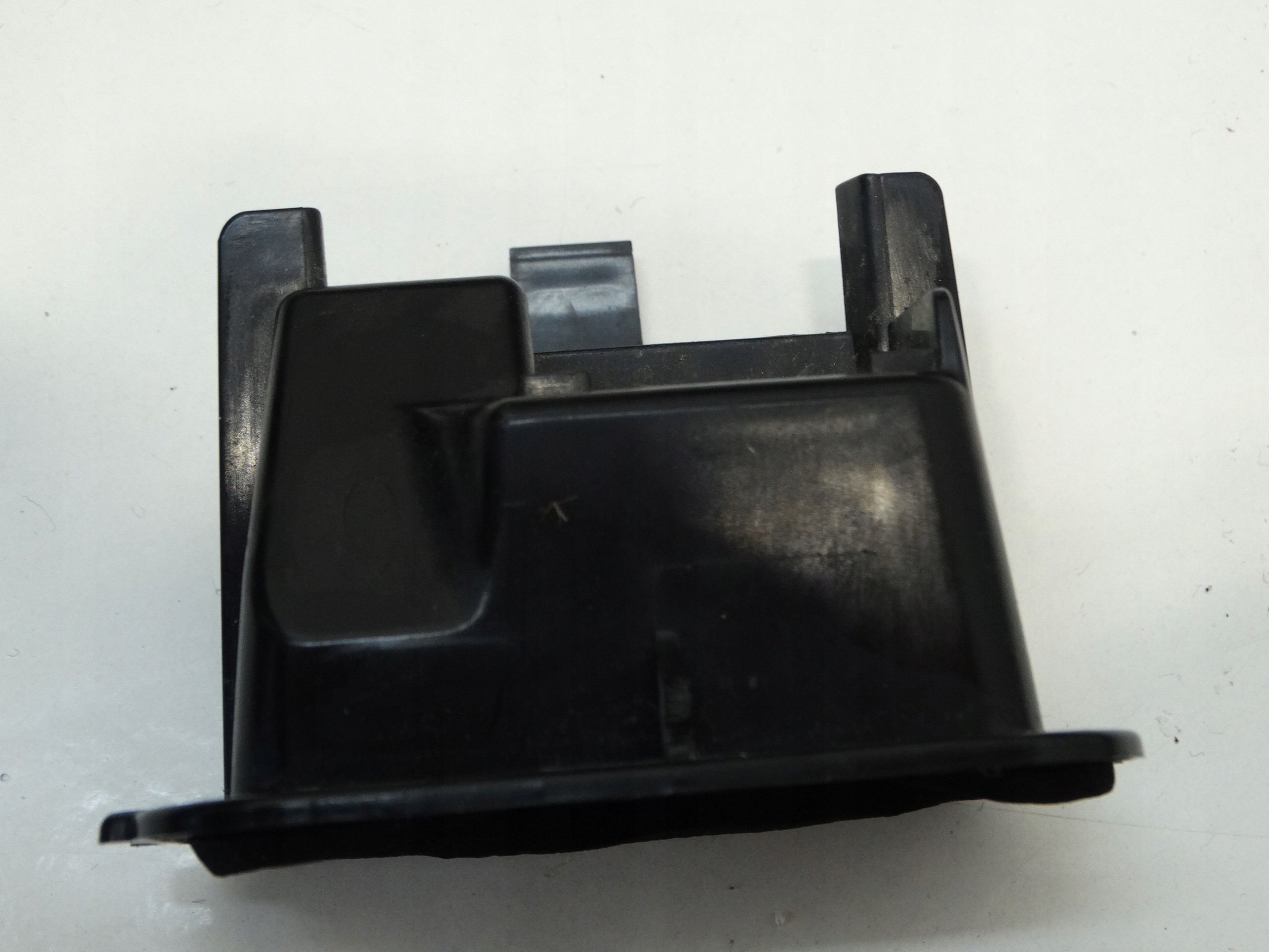 holder bracket KAMERY reversing CITROEN C4 III 20R.- 9838601580