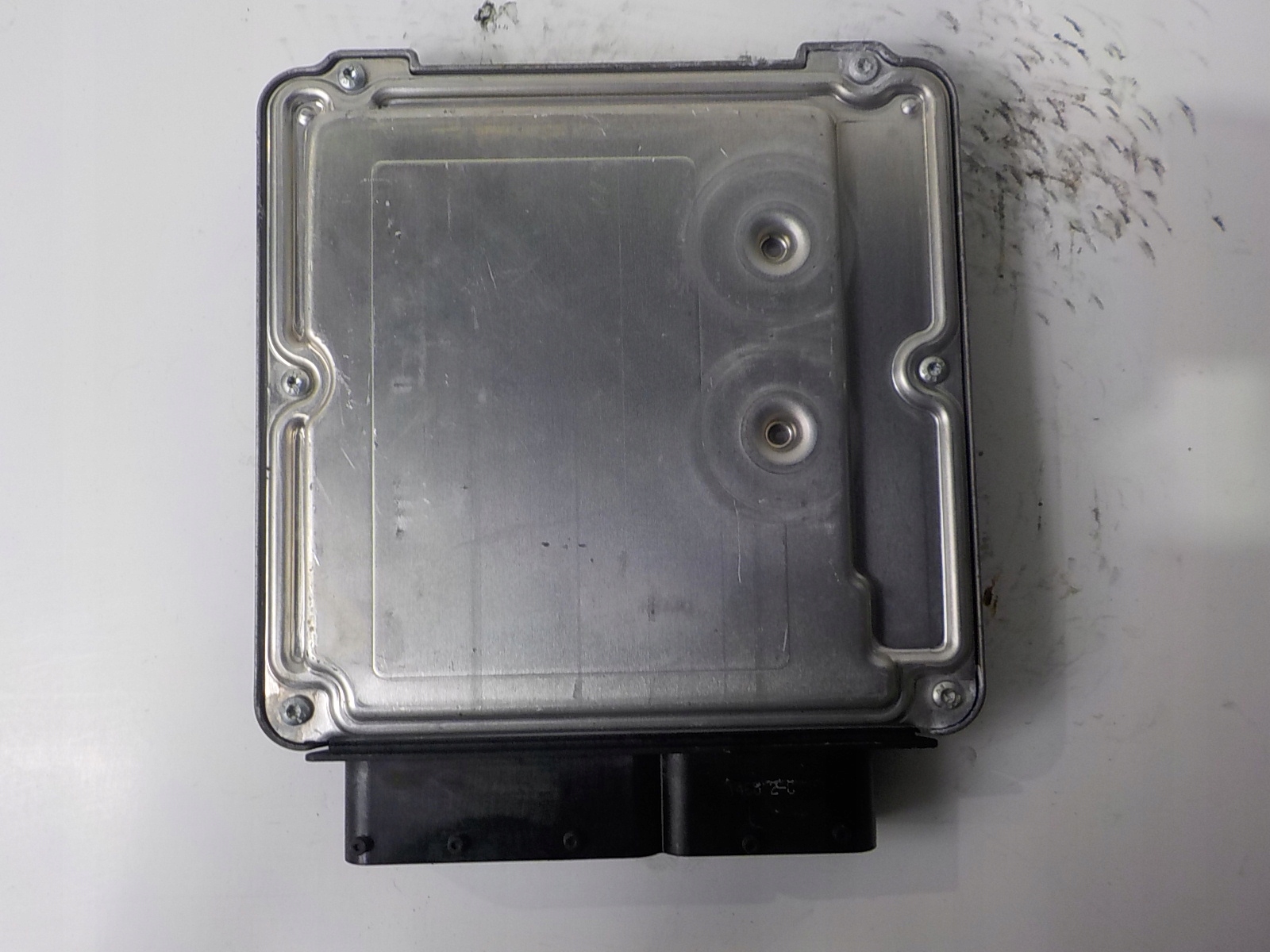 AUDI A6 C6 computer control unit 03G906016HS 0281012557