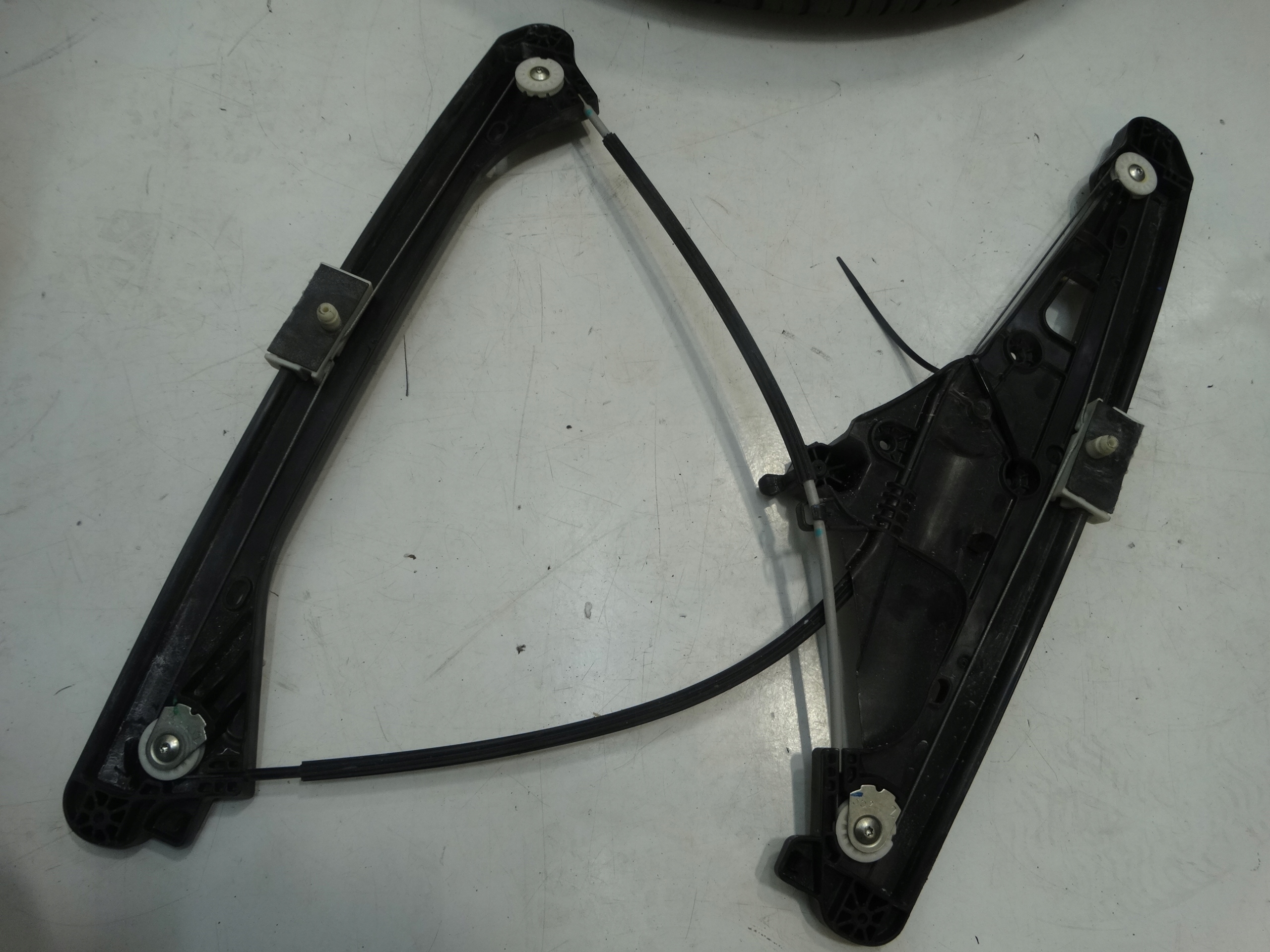 window regulator left front PEUGEOT 3008 II 22R. 9840196980