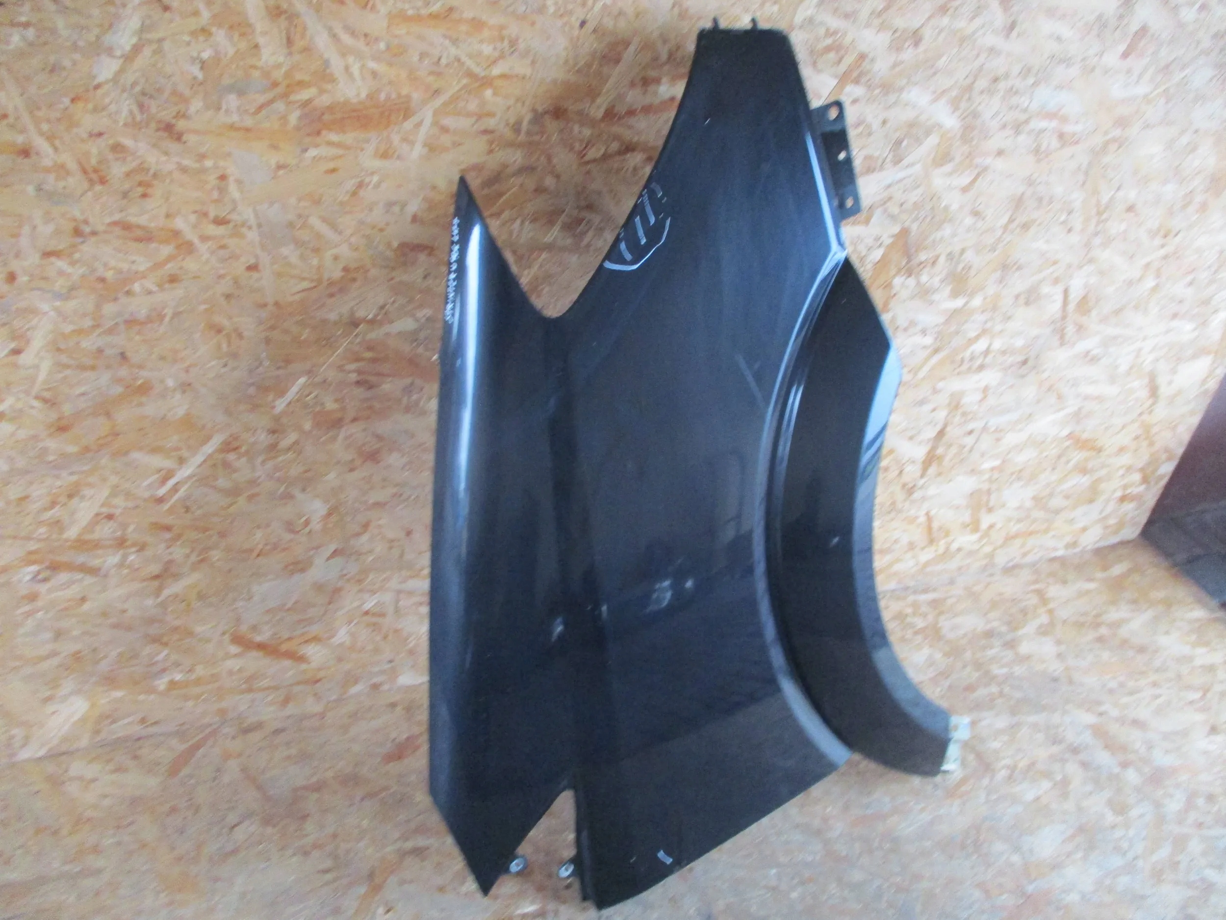 fender front right MERCEDES SPRINTER W906