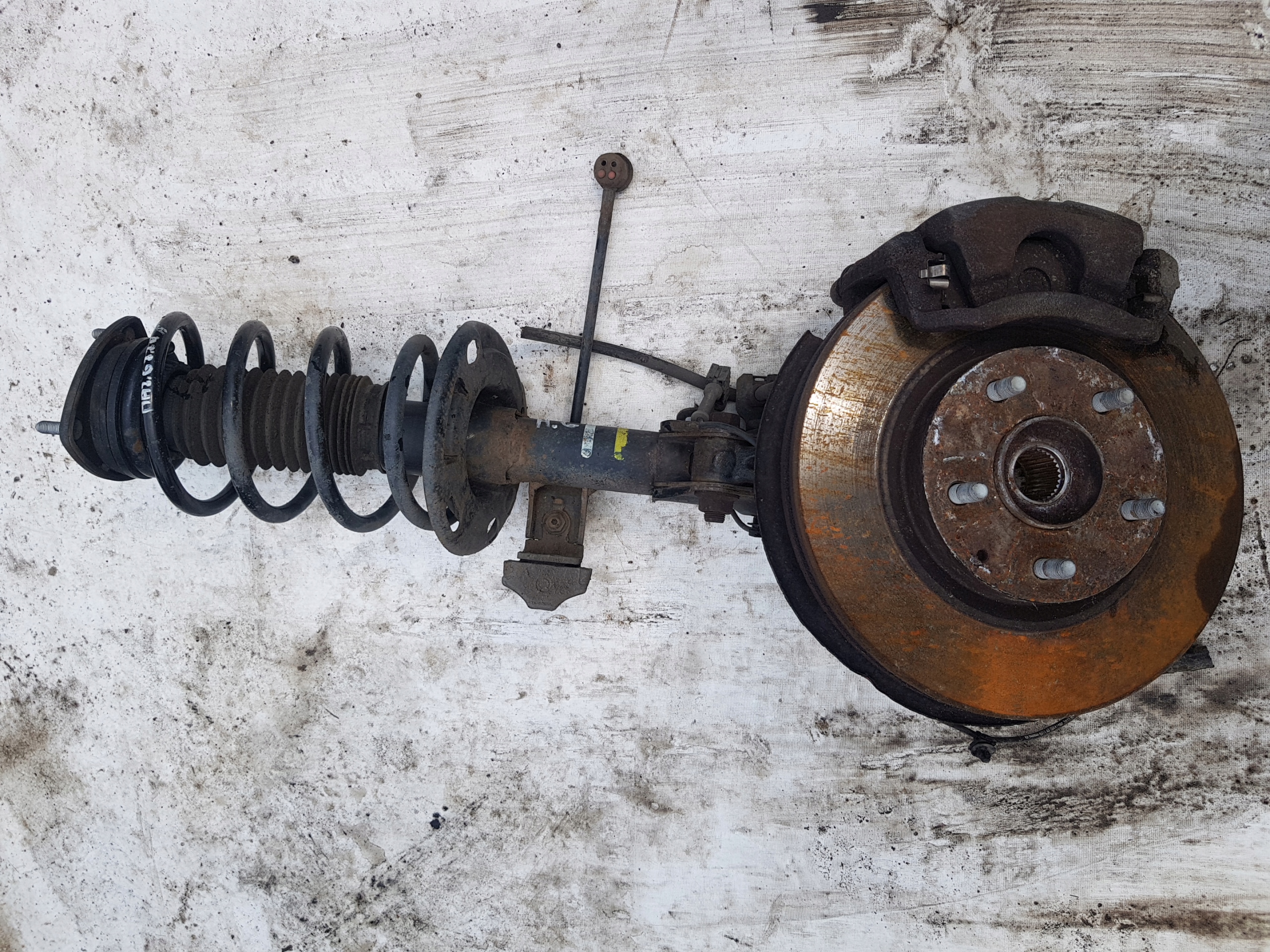 поворотный кулак, цапфа правая mazda 6 GJ 2.2