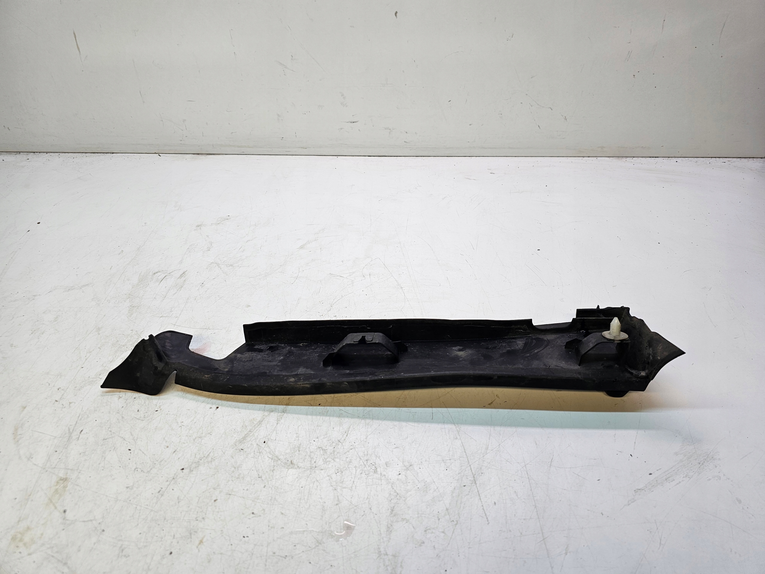 INSONORISATION AILE GAUCHE AUDI A3 8V BERLINE 8V0821169D