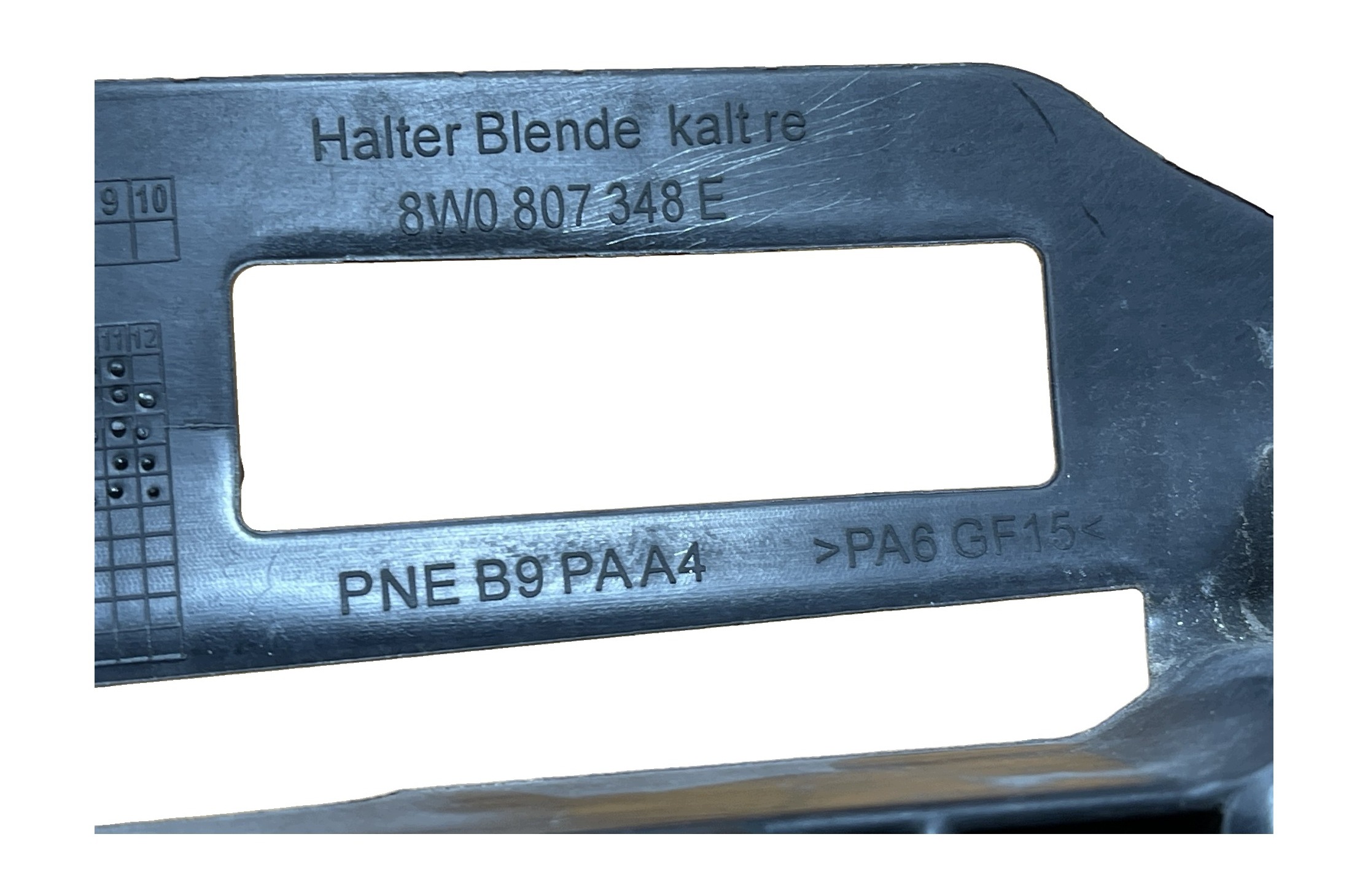 AUDI A4 V B9 8W 2015- halter halter BLENDY der stoßstange heck rechts 8W0807348E