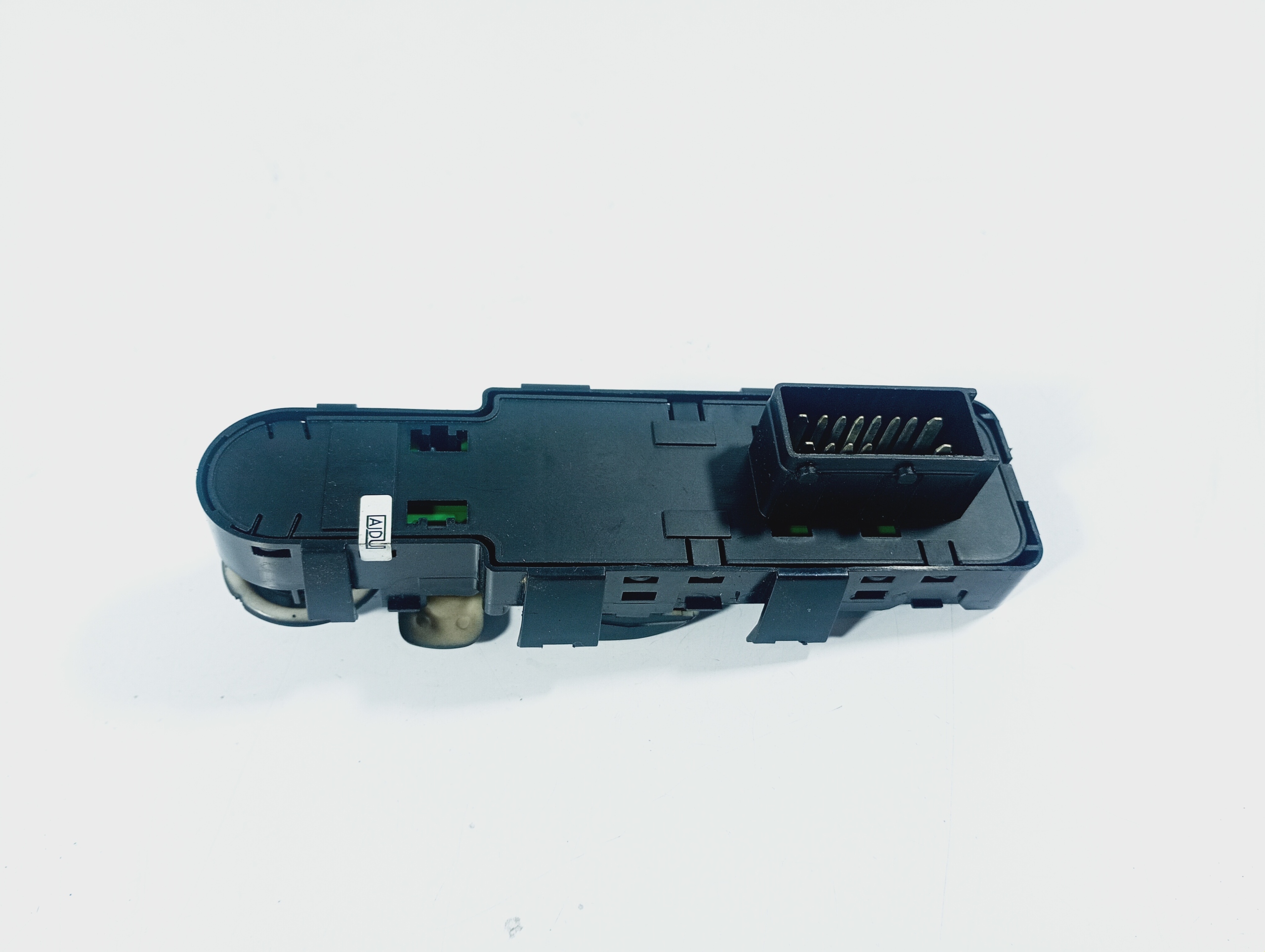 switch switch panel of the window and of mirrors left front Peugeot 207 06-12