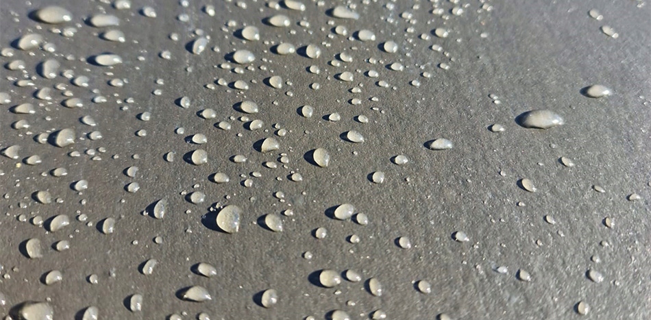 Bezbarwny Impregnat do Dachu Dachówka Betonowa 2,5L Marka BEKERFARB