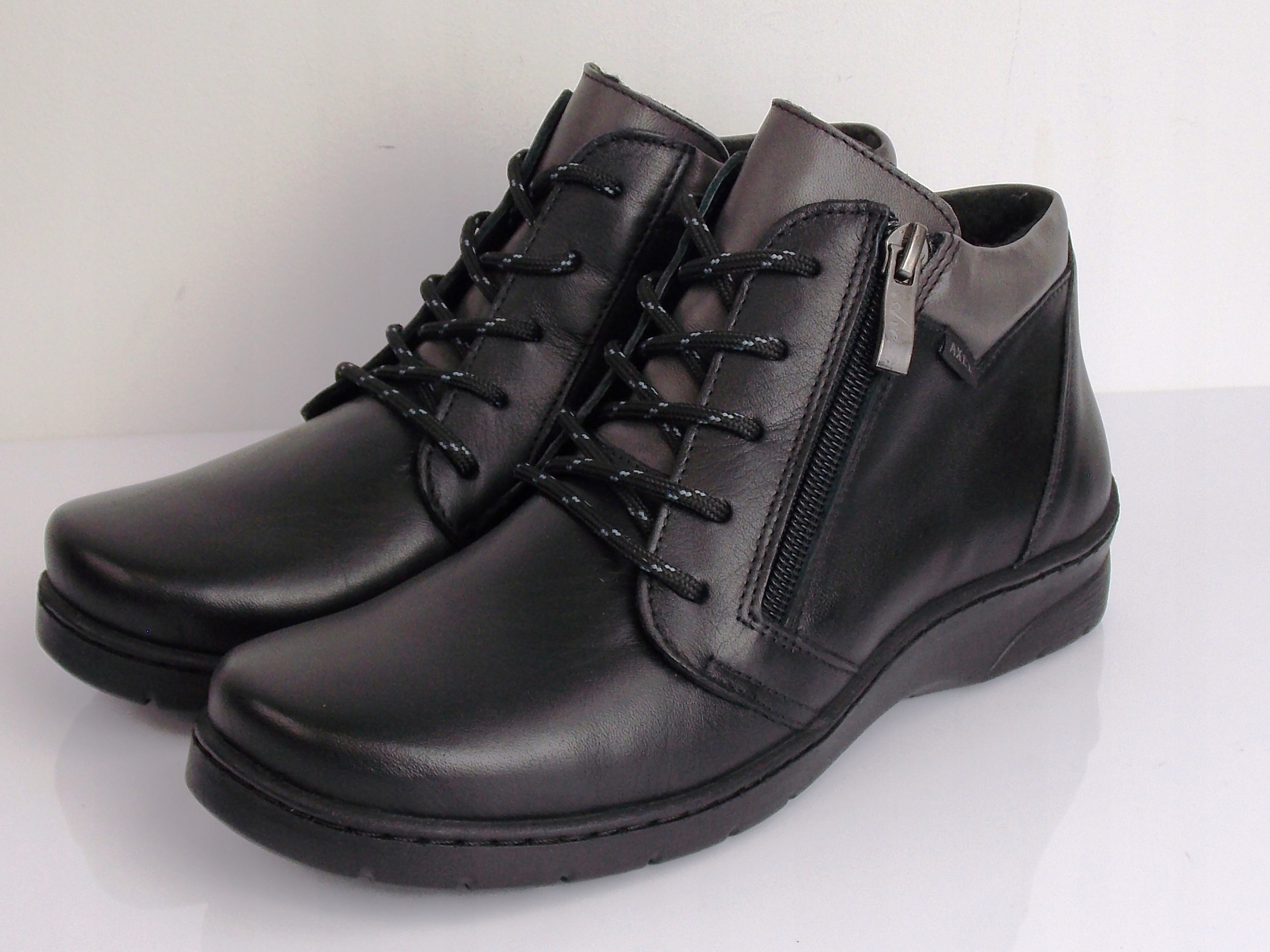 MIĘKKIE WYGODNE BOTKI TRZEWIKI AXEL 1752 R36 EAN (GTIN) 5901730755718