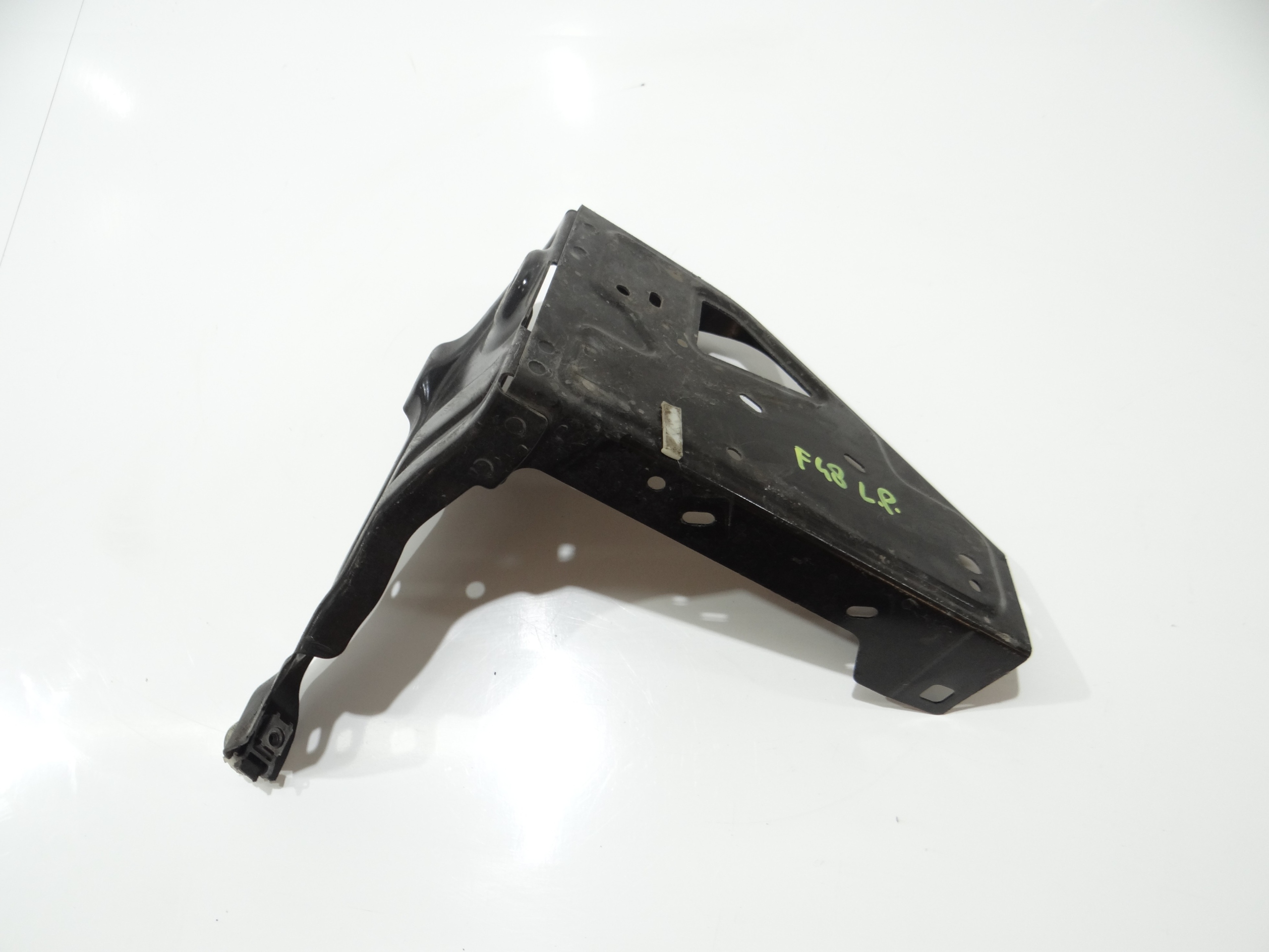 Halter Stütze Leuchte links vorne X1 F48 7342501