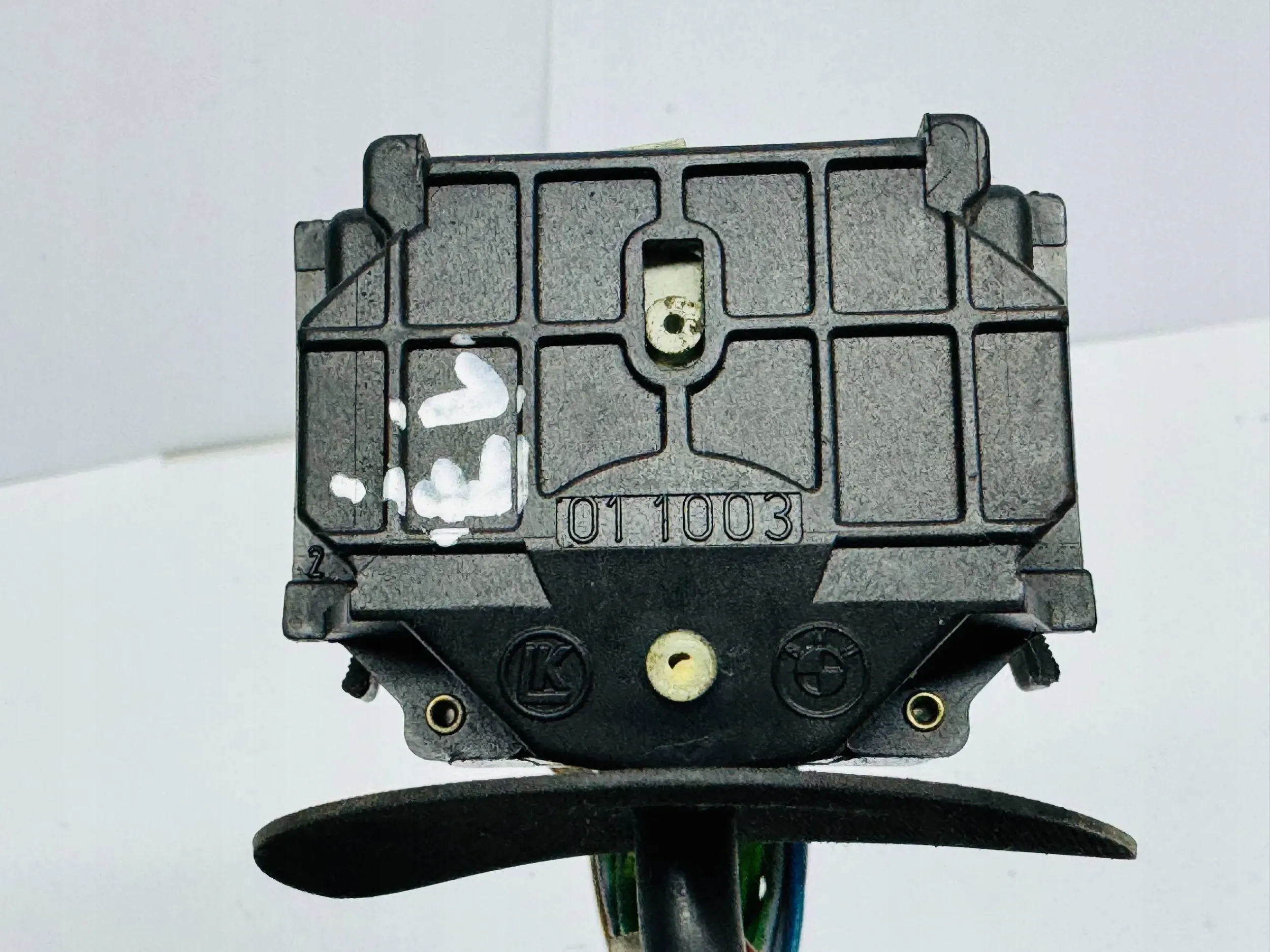 BMW SERIA 3 E36 DEVIO LUCI TERGICRISTALLO TERGI MANETKA