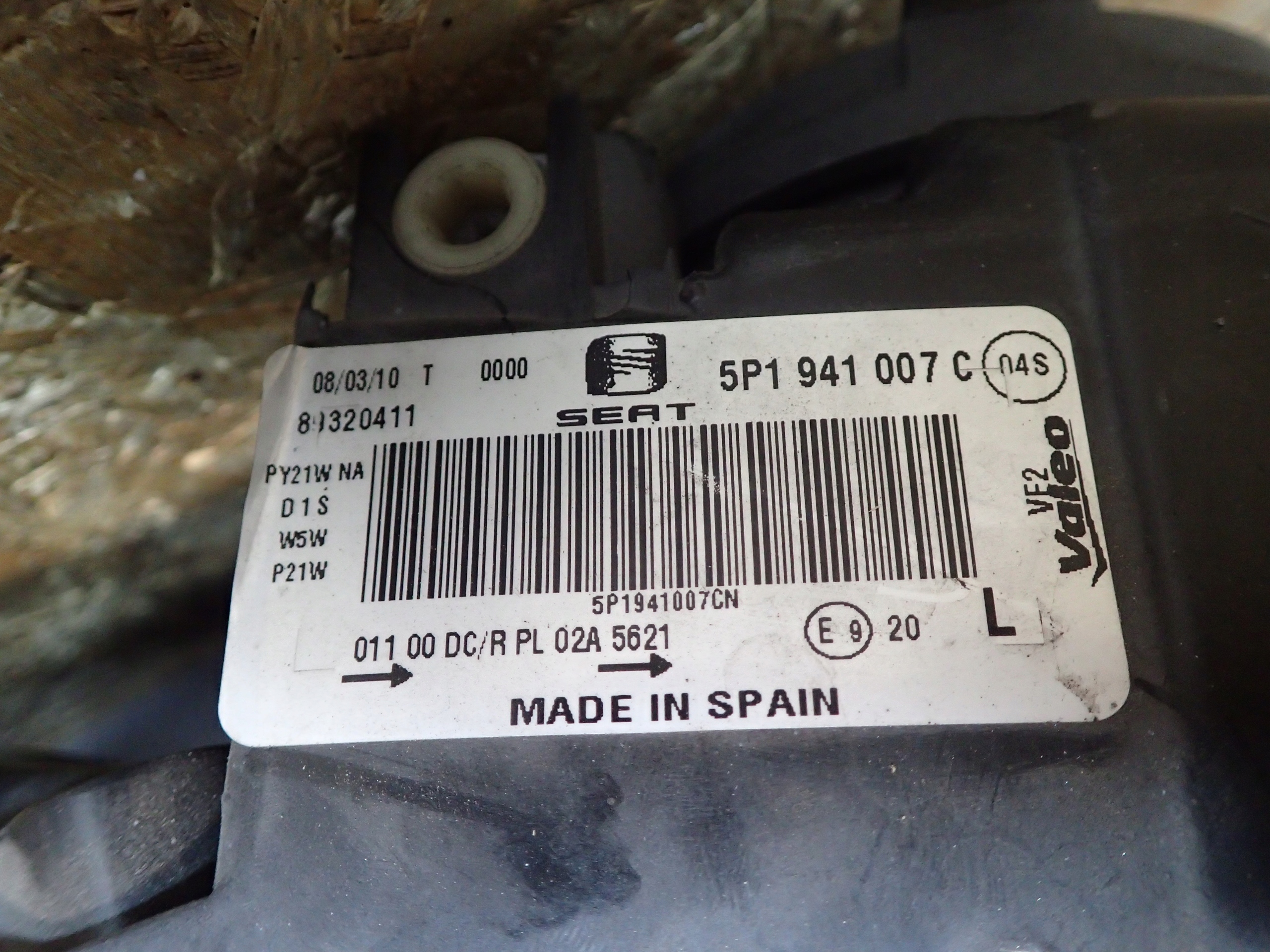 LAMPA LAMPY PRZÓD SEAT LEON II 2 XENON LIFT 08- Typ samochodu Samochody osobowe