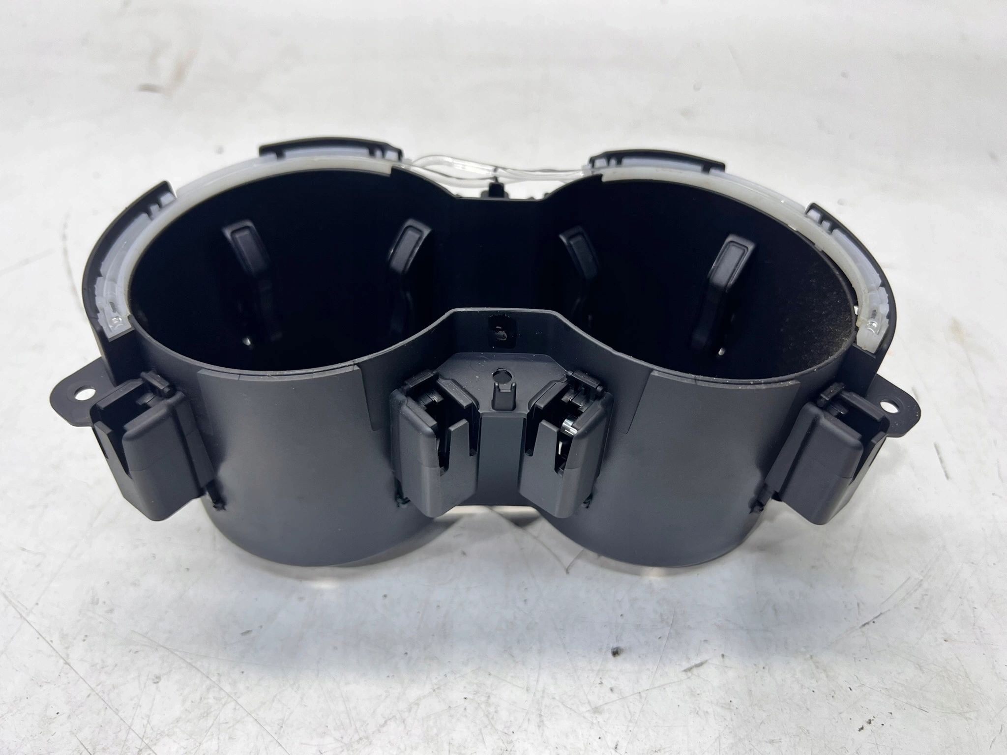 bracket passenger compartment for KUBKI AUDI A4 B9 8W0862533A/B