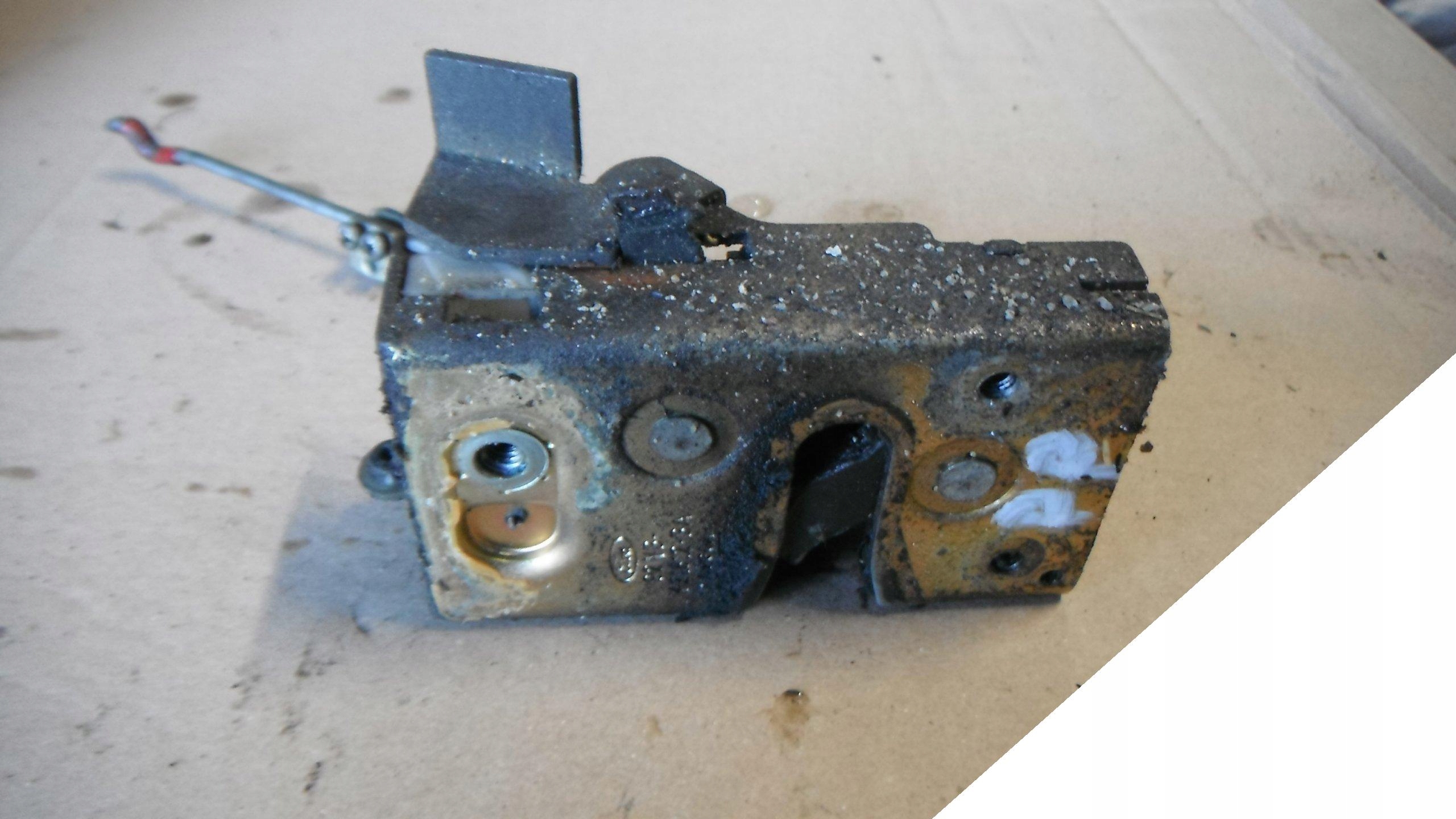 FORD TRANSIT MK4 94- ZAMEK PRAWY PRZEDNI