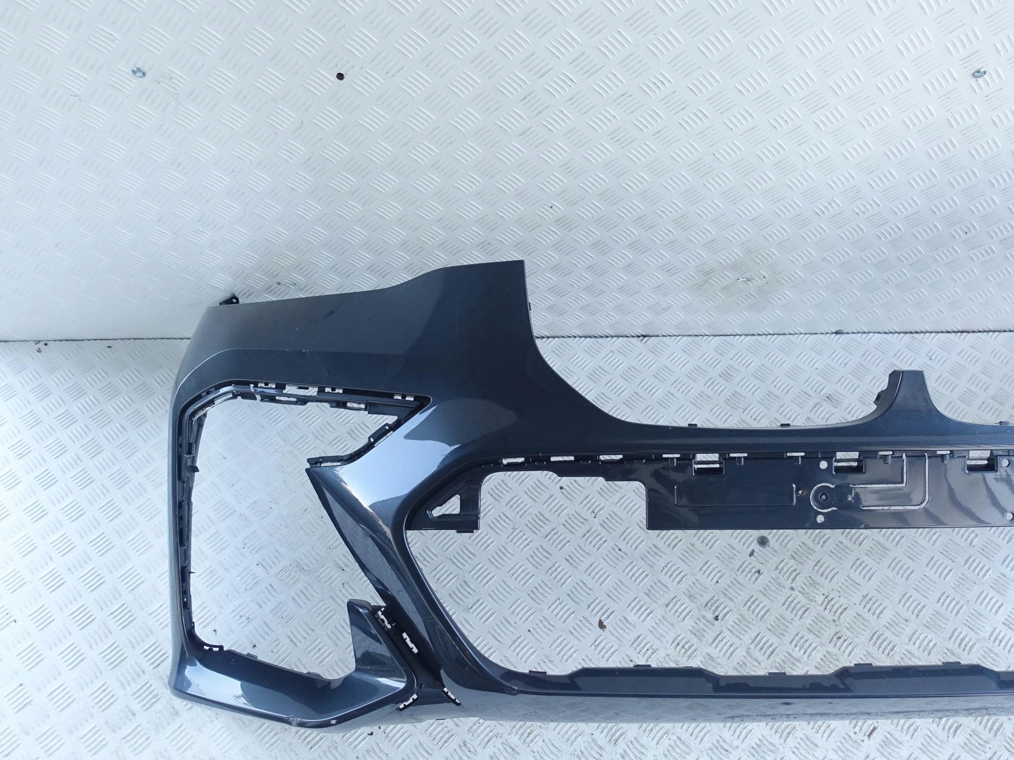 BMW X7 G07 m-packet bumper front *PDC*