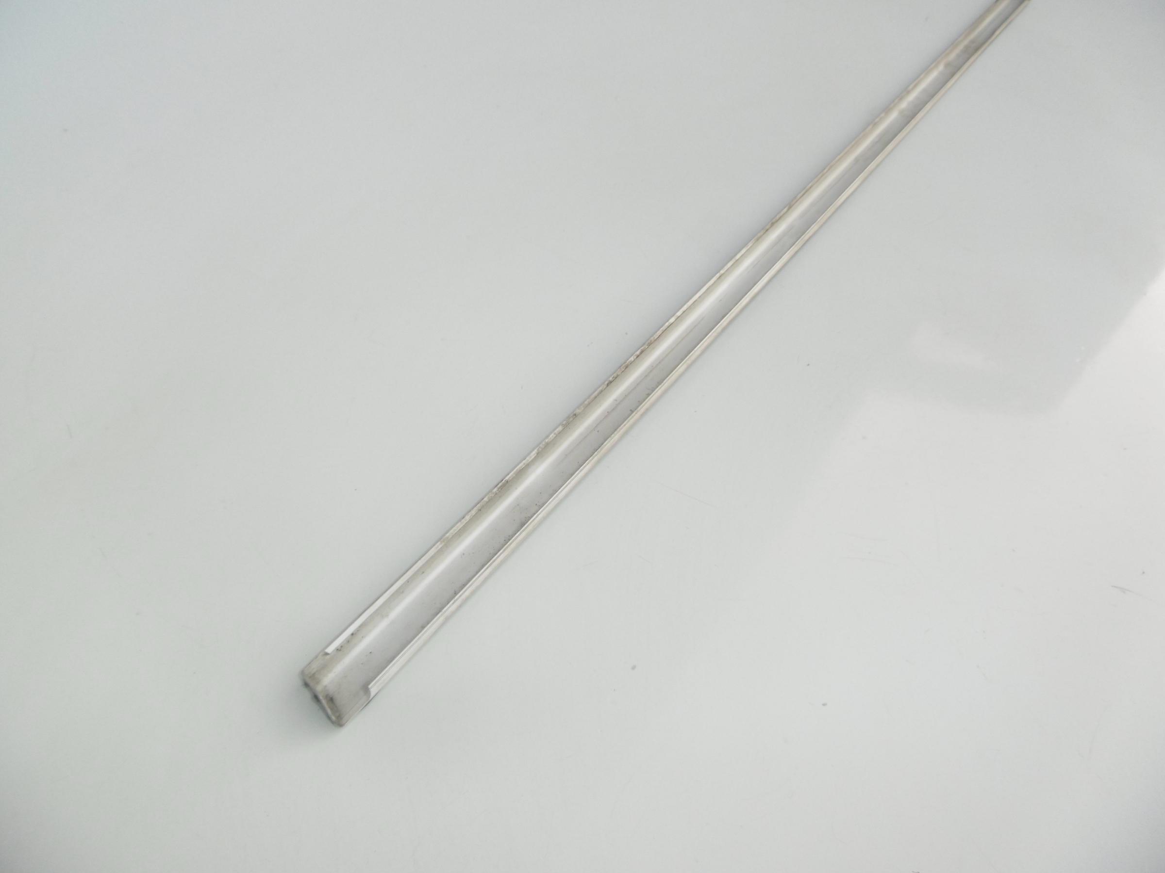 moulding dust left rear part PORSCHE CAYENNE 7L