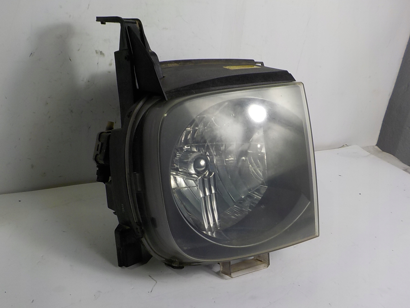 NISSAN CUBE Z11 XENON light right front front