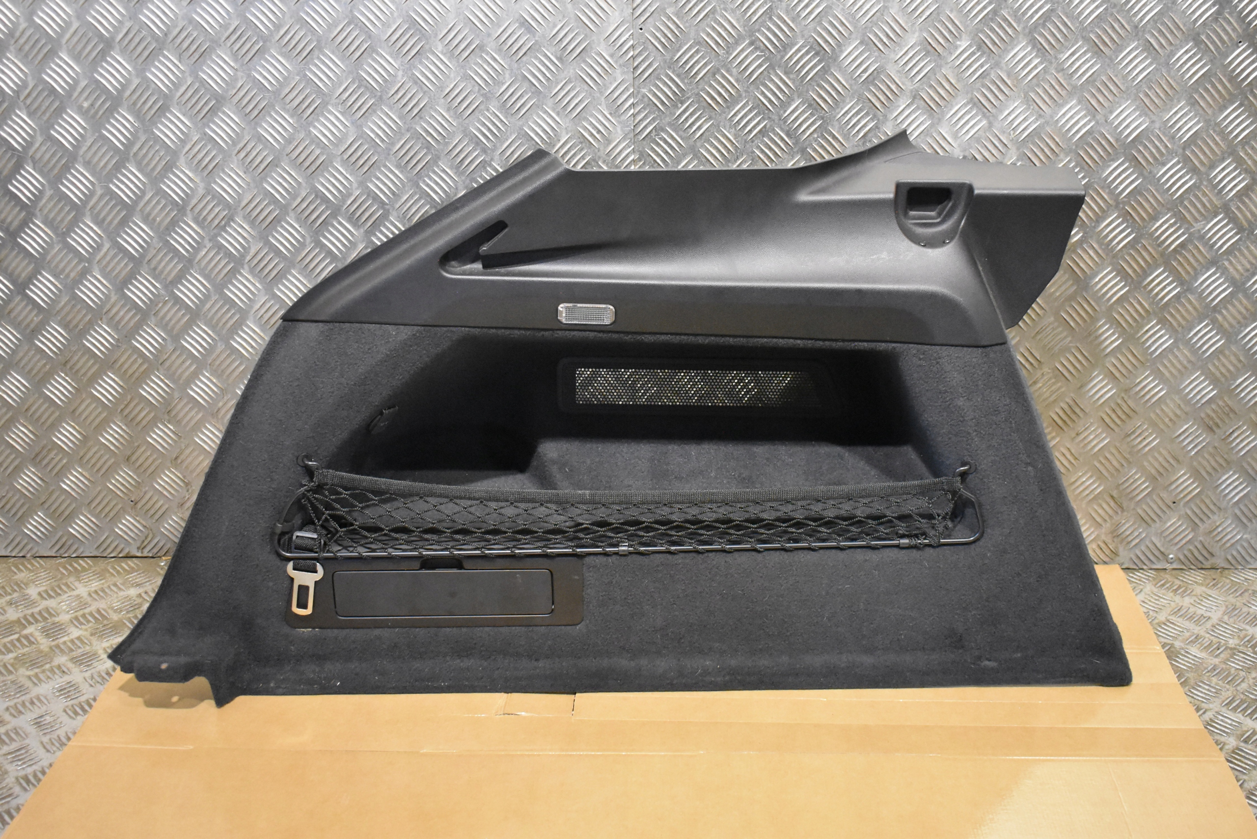 IDEALNA boot upholstery left PORSCHE CAYENNE 9Y SUV 1