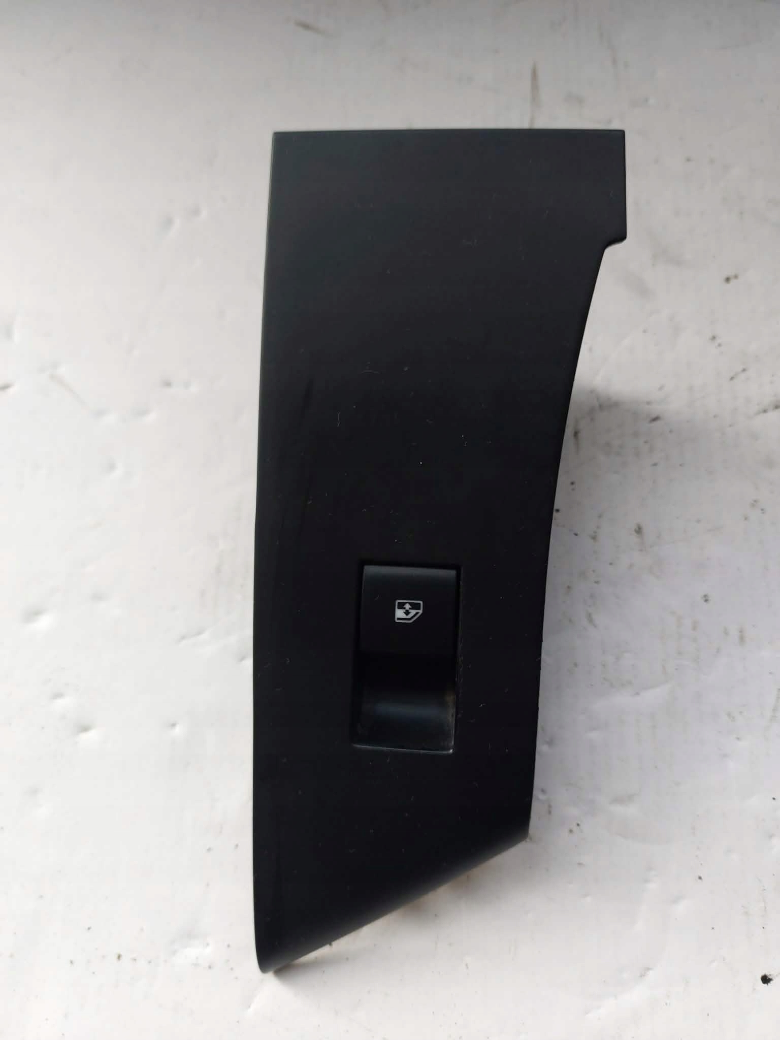 PANEL Okná pravý predok INSIGNIA A 13301886