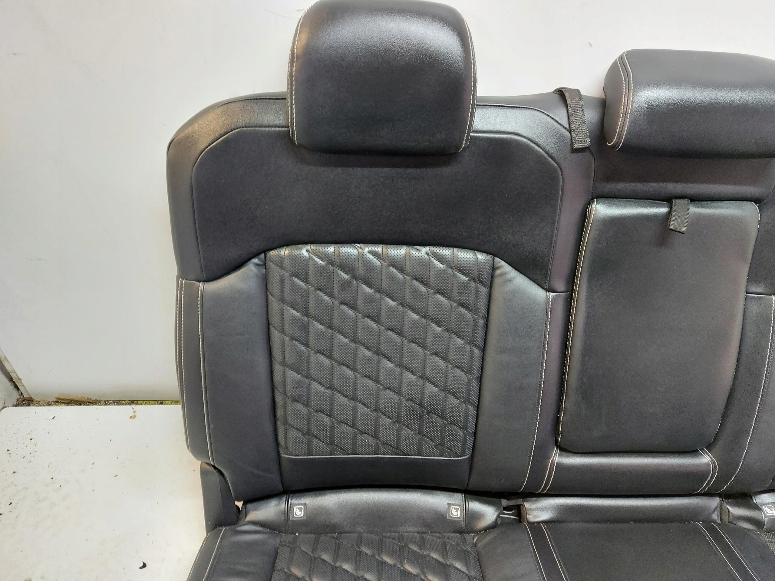 Ford Ranger VI 6 2024r KANAPY Sitze heck PLATINIUM