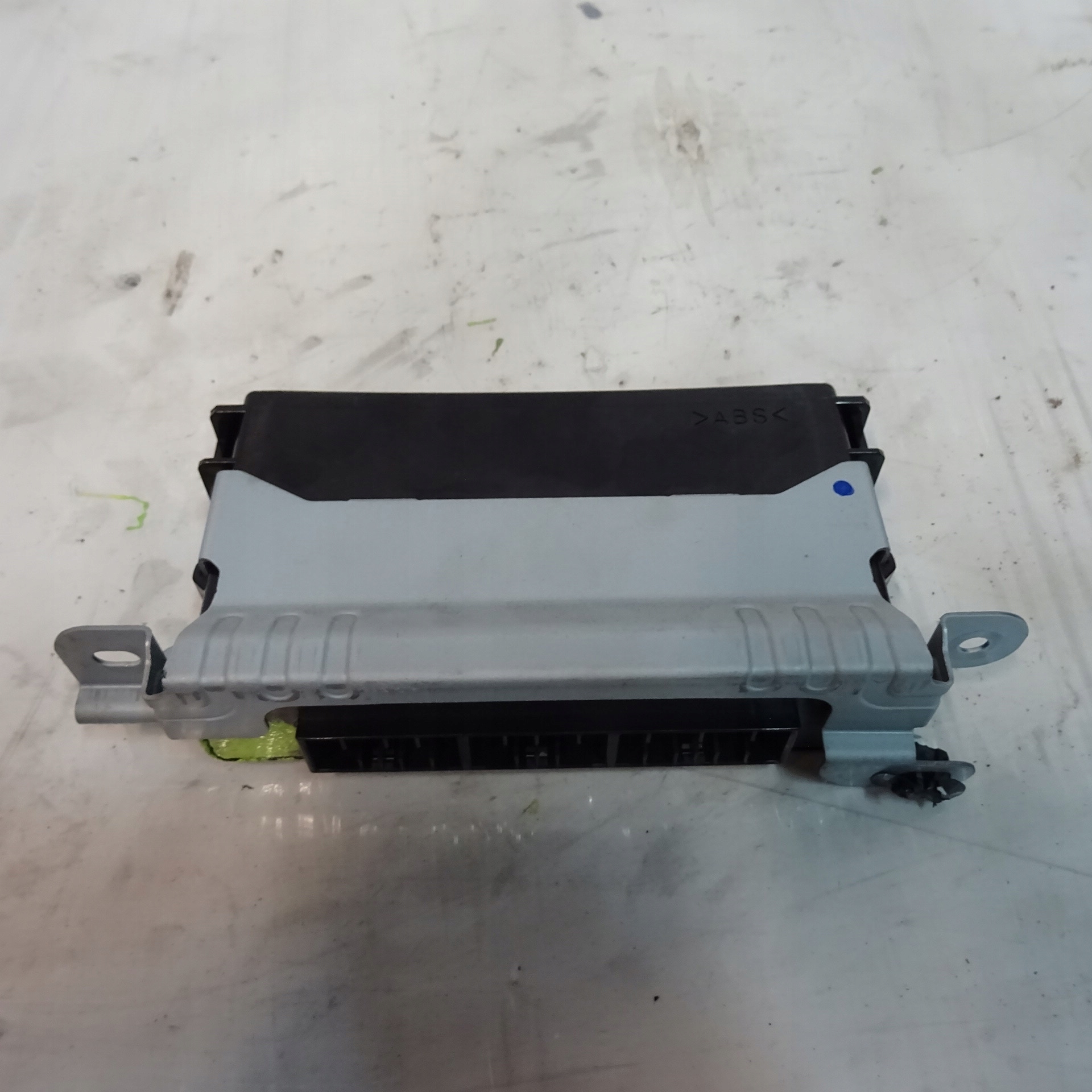 SUBARU LEGACY modulo ECU 88281AG672