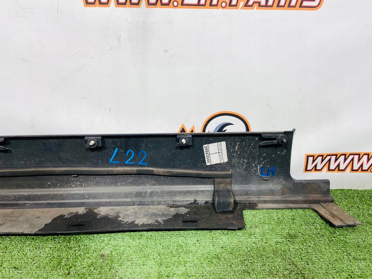 молдинг порога левый RANGE ROVER L405 JPLA101D57AA