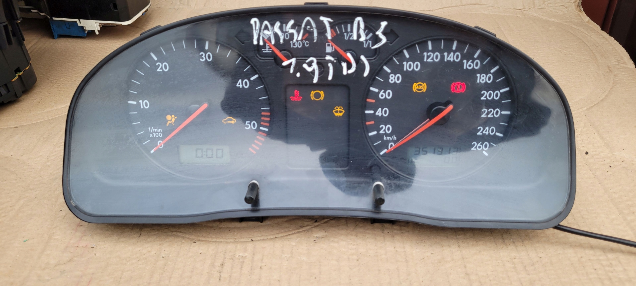 ZEGARY LICZNIK VW PASSAT B5 1.9TDI 3B0920802A EU