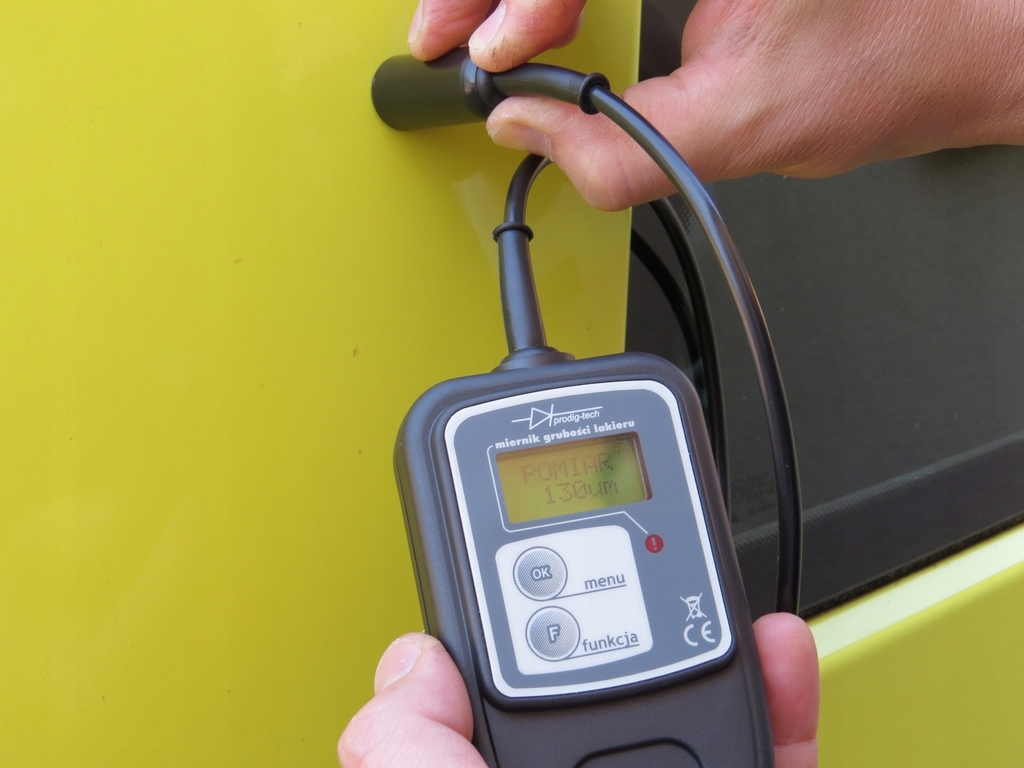 MIERNIK GRUBOŚCI LAKIERU GL-1s+ ASYSTENT POMIARU Kod producenta 330026