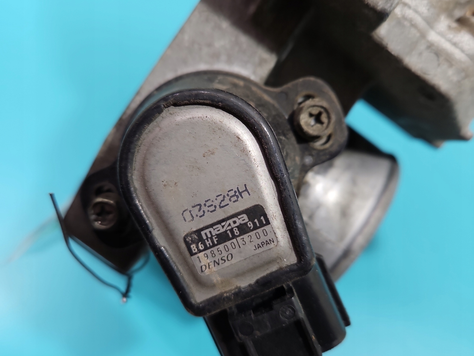 ДРОССЕЛЬНАЯ ЗАСЛОНКА mazda XEDOS 6 B6HF18911 1.6 16V