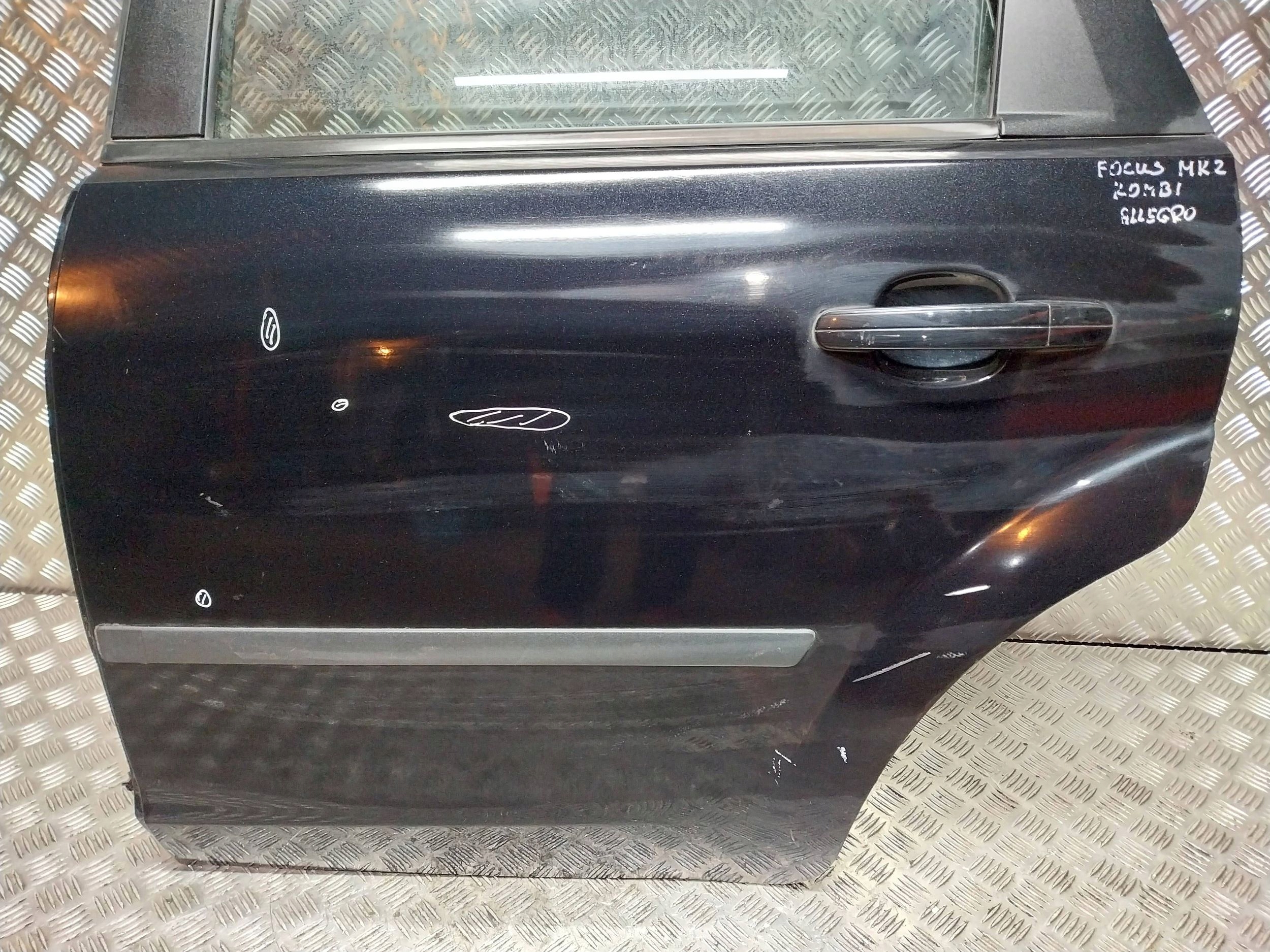Tür heck links FORD FOCUS MK2 KOMBI 04