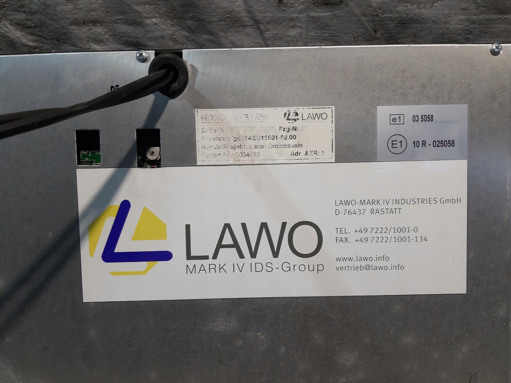 Kennzeichen INFORMACYJNA Bildschirm, LAWO MAEB16501-02.00