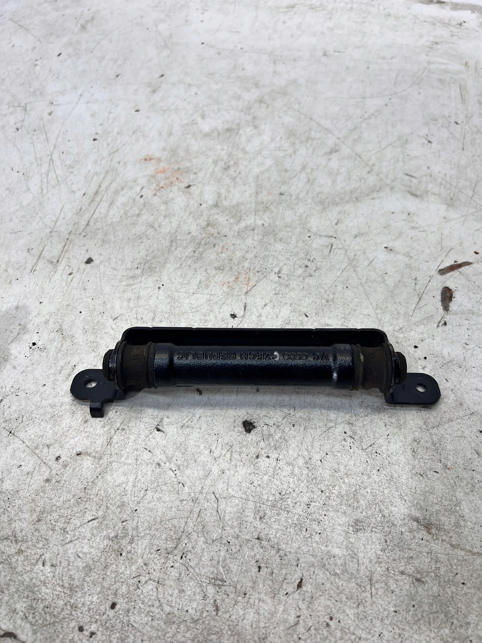 Tilgergewicht WYROWNOWAZAJACY AUDI A4 B9 8W9827242B