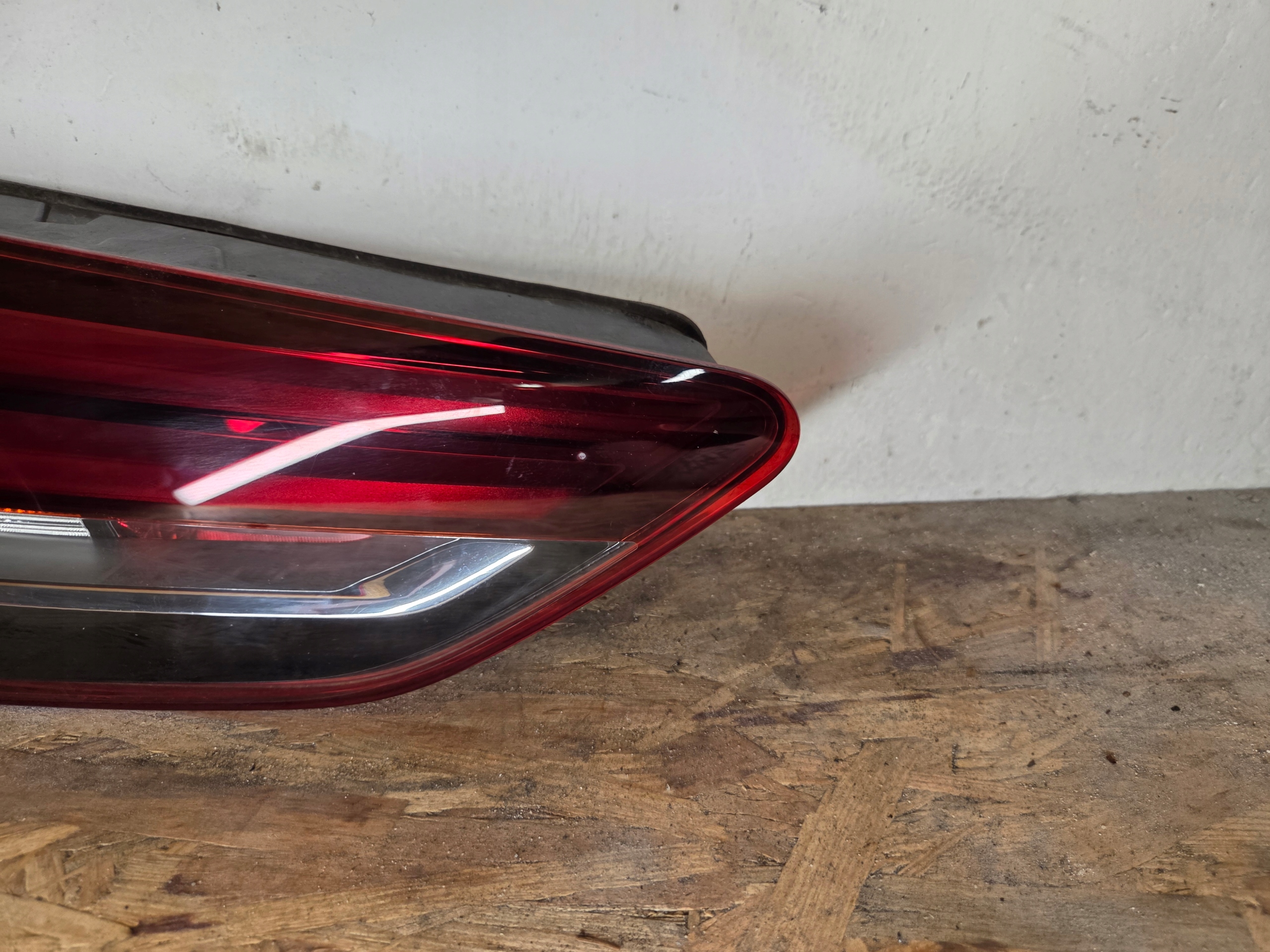 left light bonnet boot OPEL INSIGNIA B 39148316