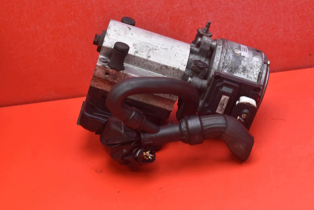 pump compressor; springing 9654068680 CITROEN C5 II X7 III 2.2 HDI 170 KM