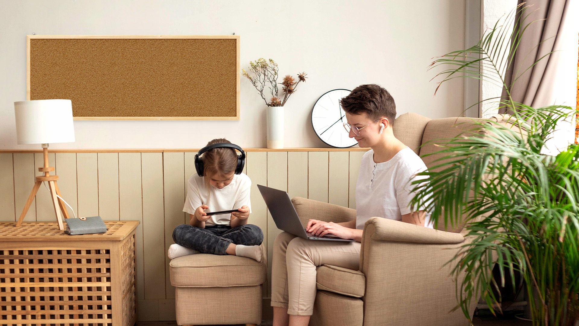 Tablica korkowa (rama drewniana) 100x40 cm + GRATIS Kod producenta TK104D